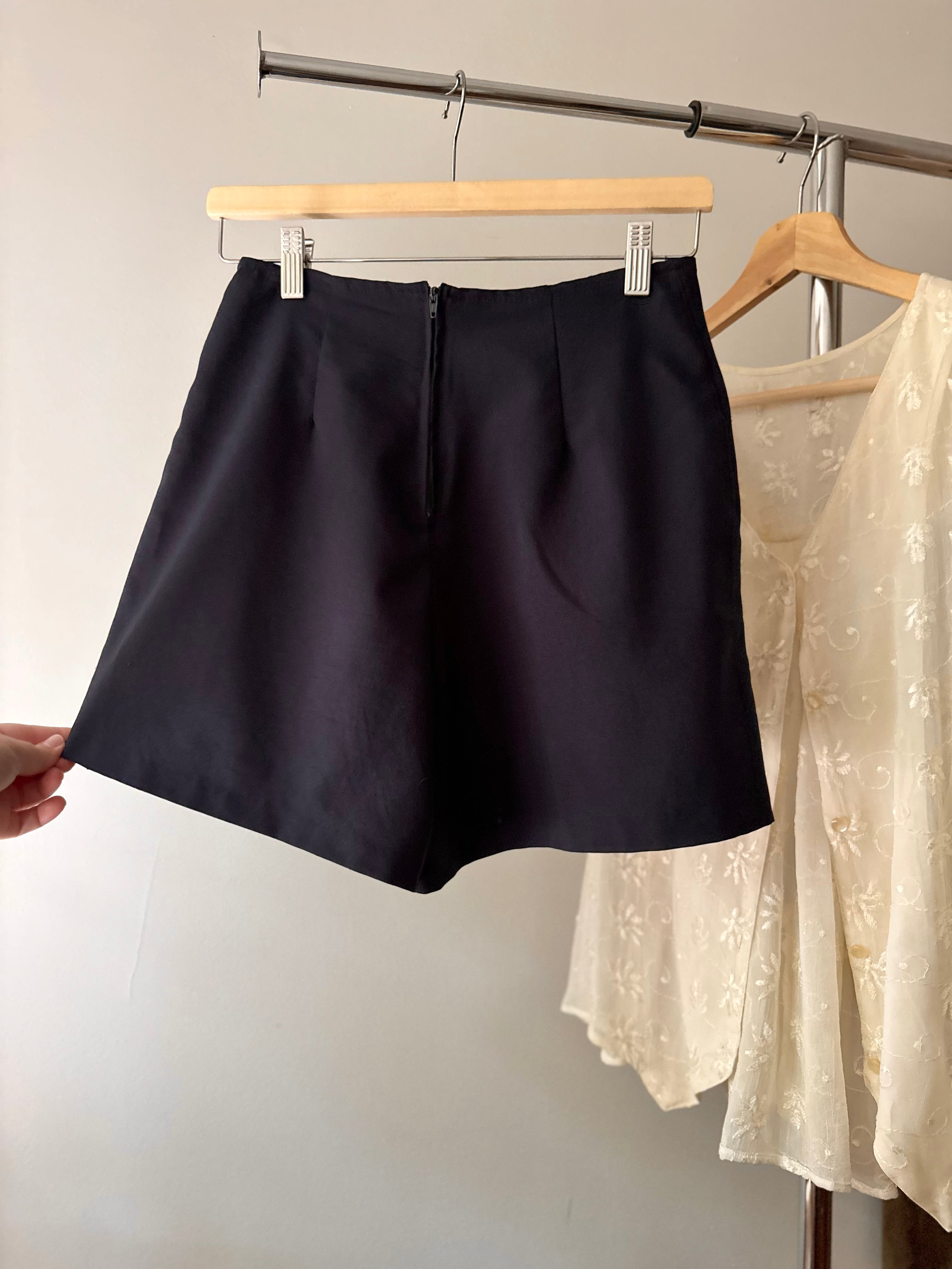 1990s Navy Blue Mini Skort | Size 25”