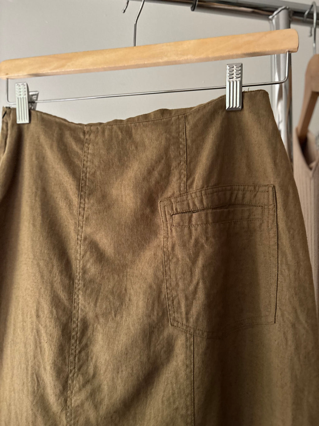 1990s Olive Linen Maxi Skirt with Pocket | Size 26”