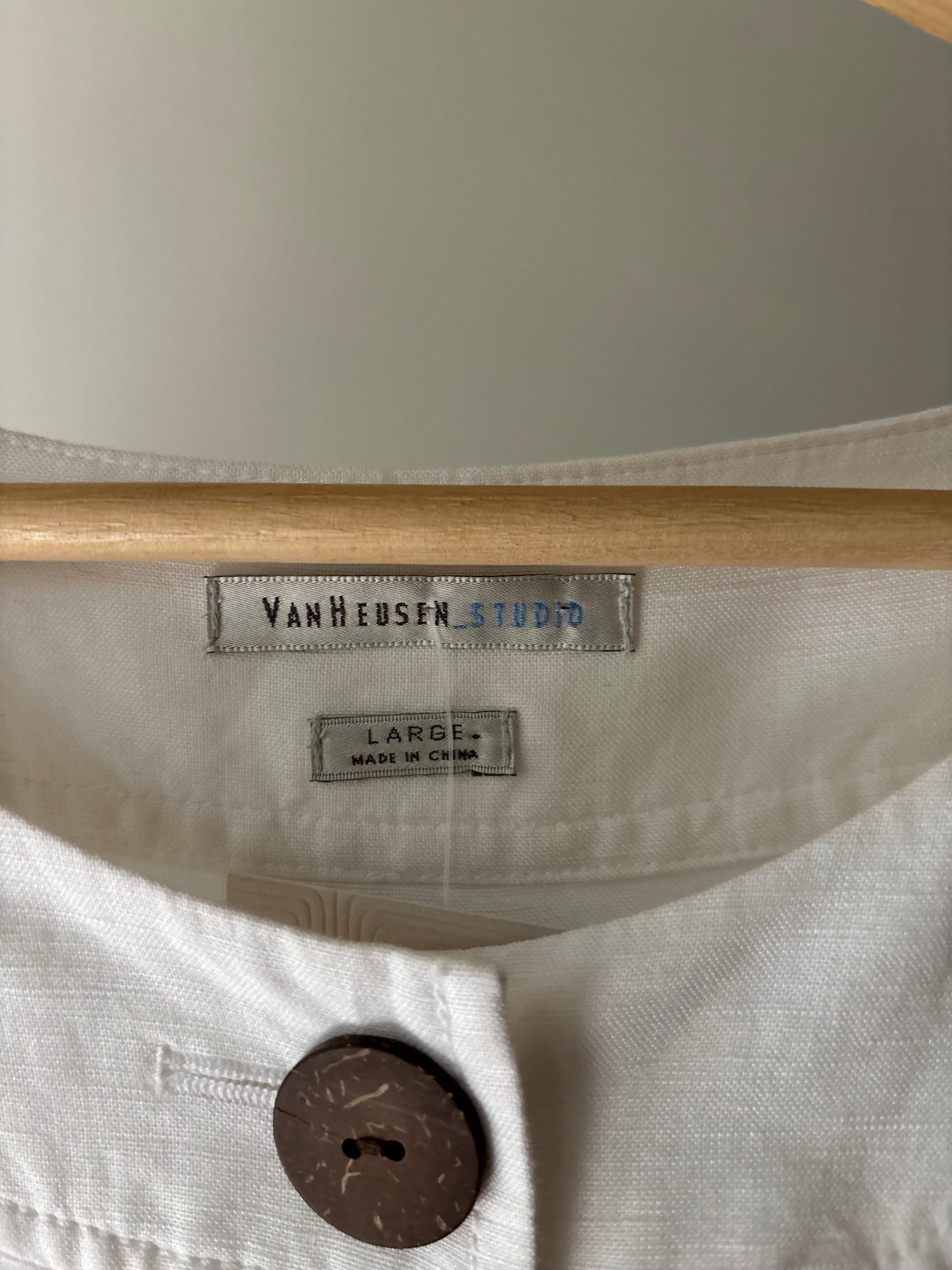 Y2K Boxy Linen Jacket with Flowy Hem