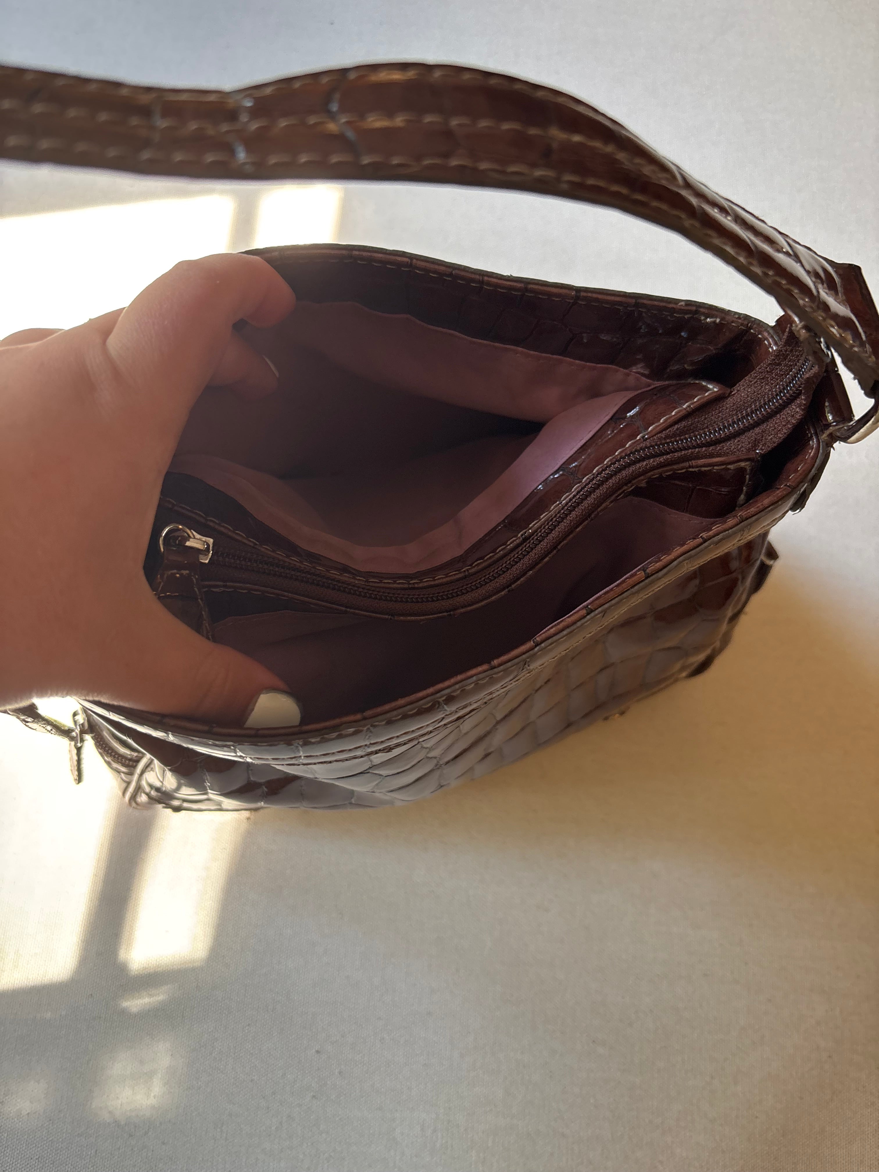 Y2K Brown Faux Aligator Shoulder Bag with Card Holder