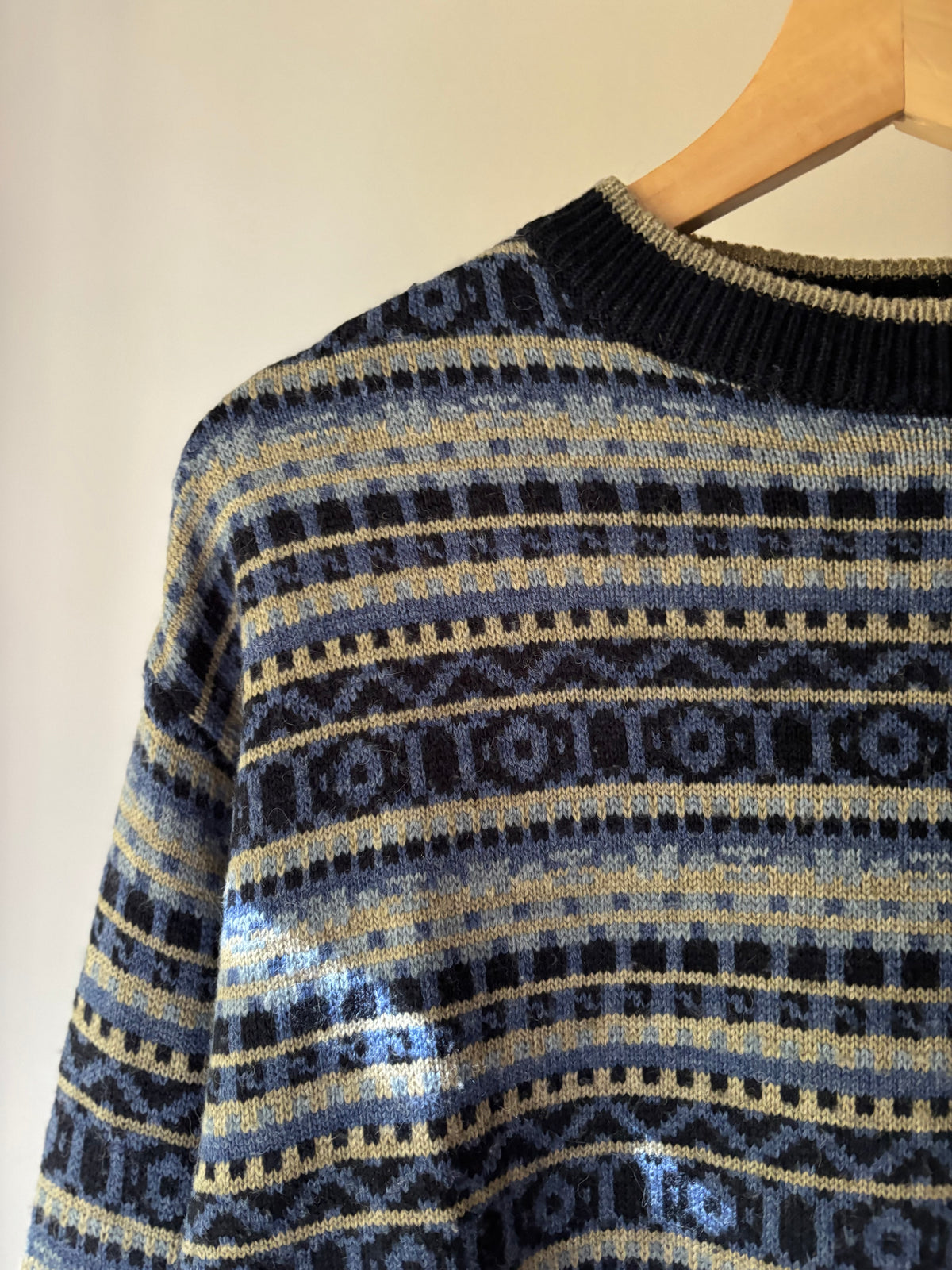 1990s Blue Patterned Wool Blend Sweater