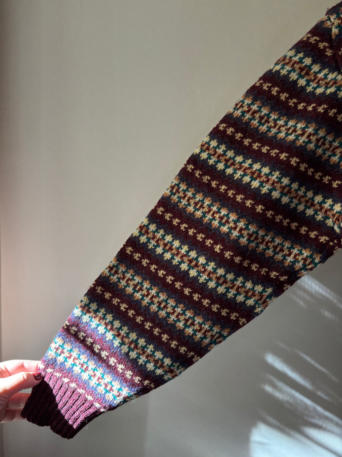 1990s Shetland Wool Burgundy & Multicoloured Sweater