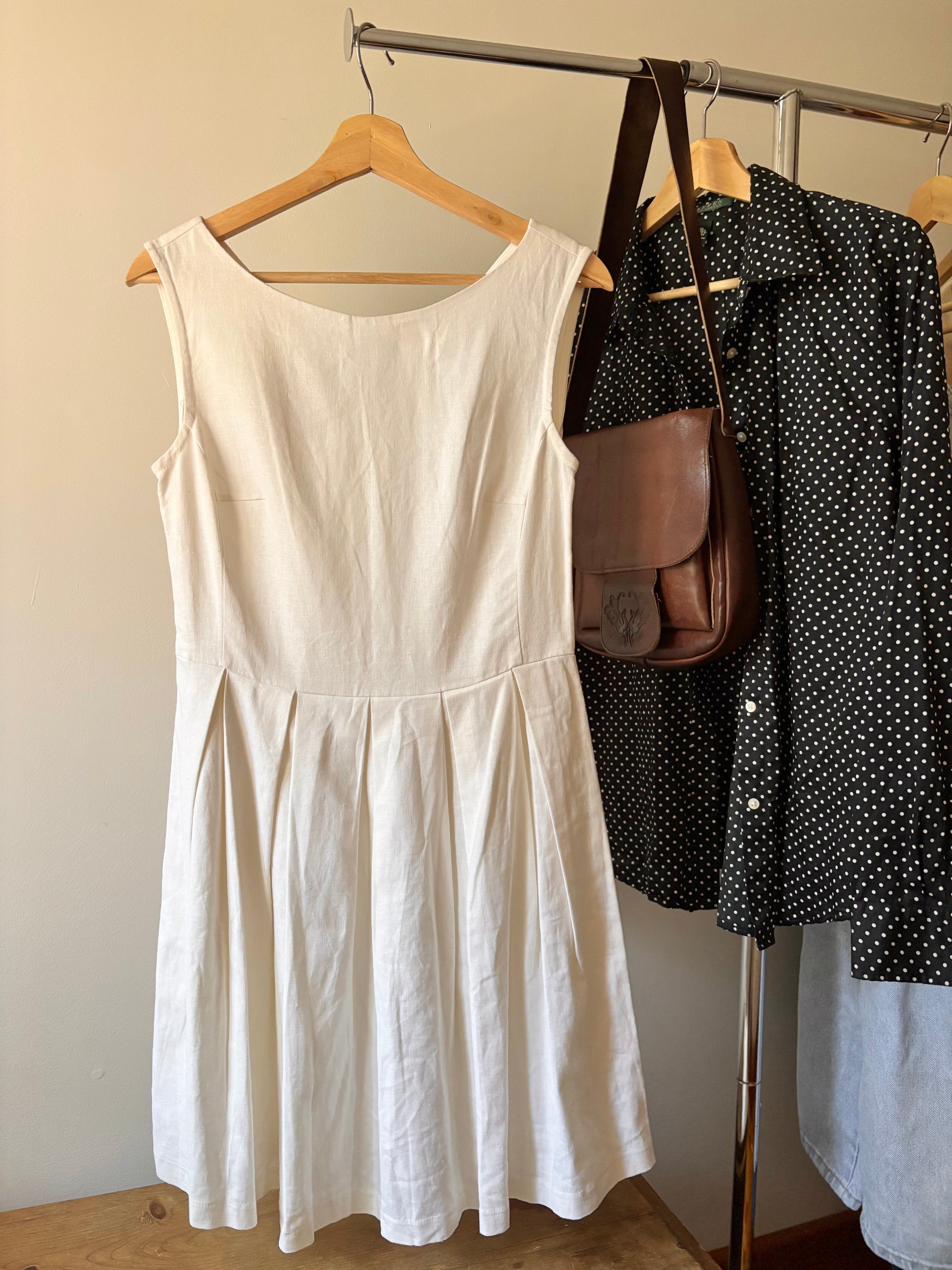 1960s White Linen Pleated Boat Neck Dress | Sz Small