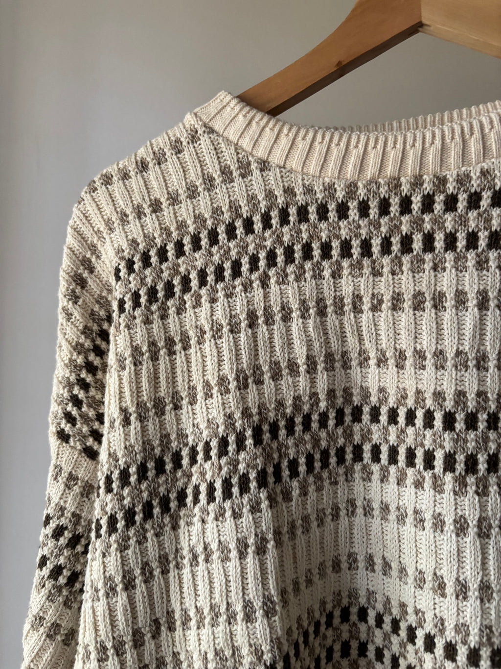 1990s Cream & Brown Cotton Patterned Sweater