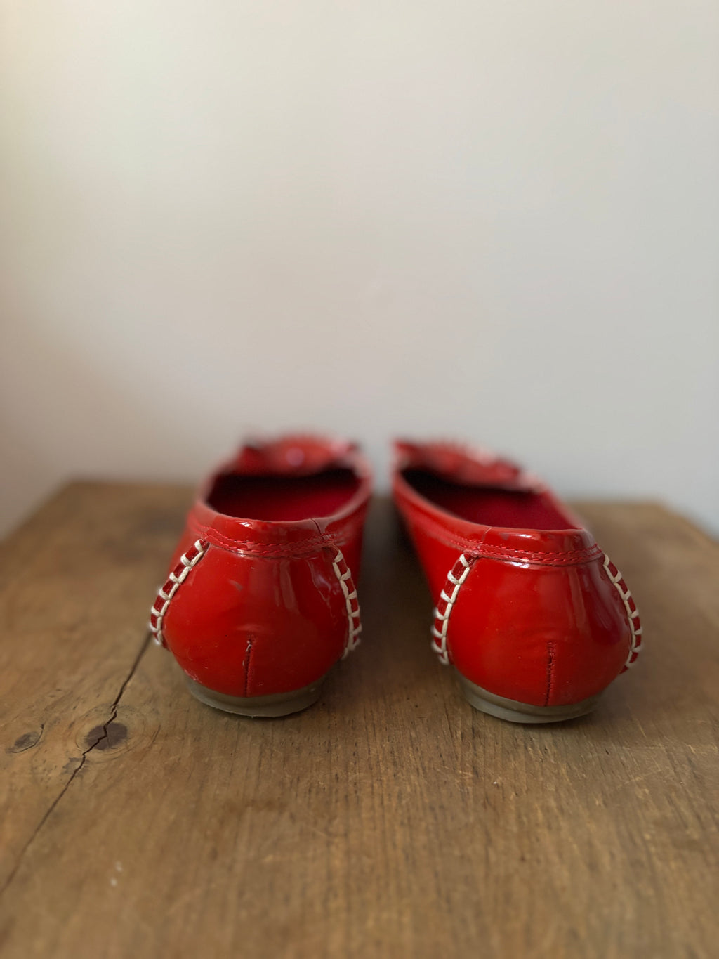 Y2K Red Patent Leather Ballet Flats with Bow | Size 7.5