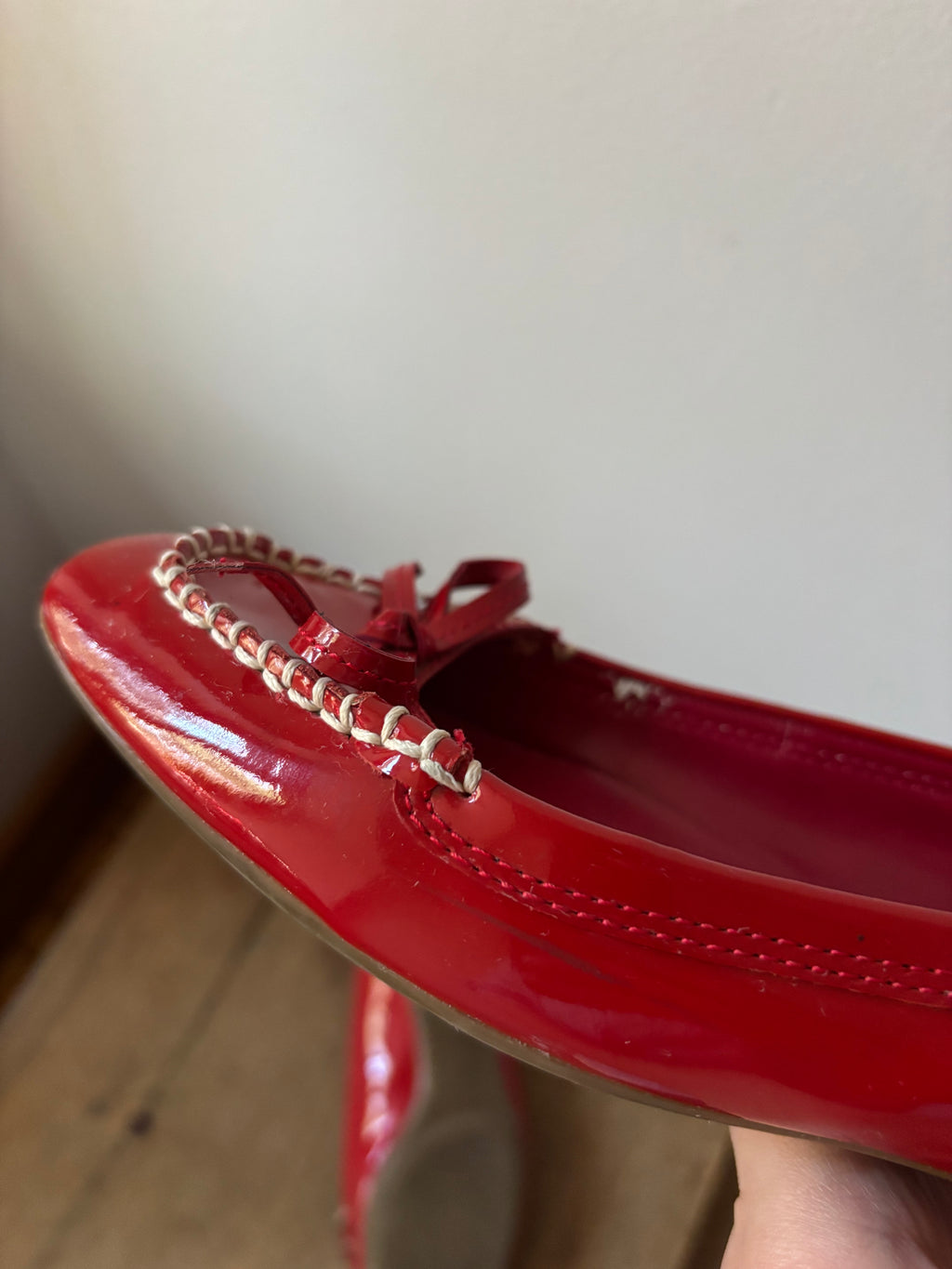 Y2K Red Patent Leather Ballet Flats with Bow | Size 7.5