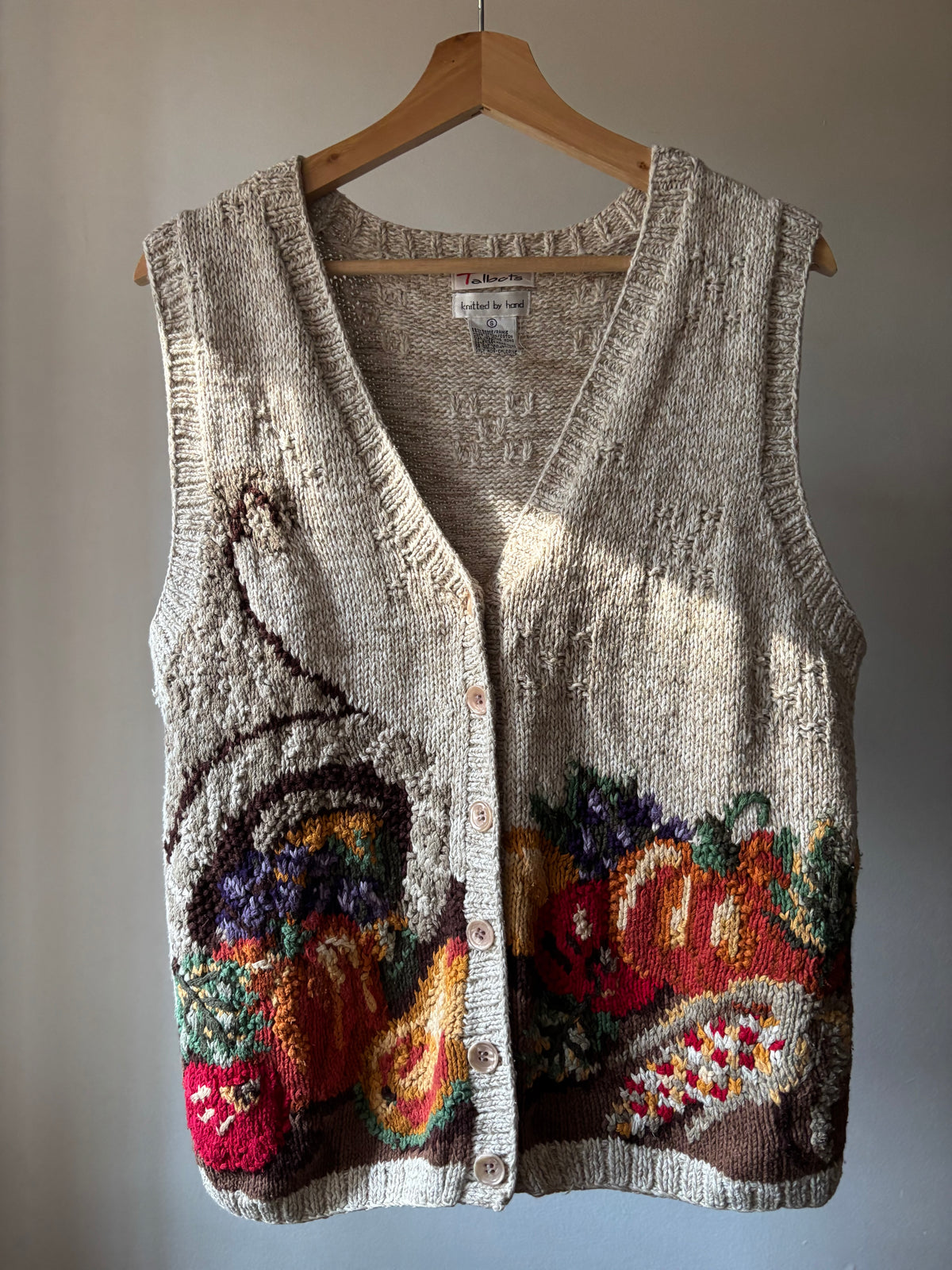 1990s Handknit Autumnal Pumpkin Sweater Vest