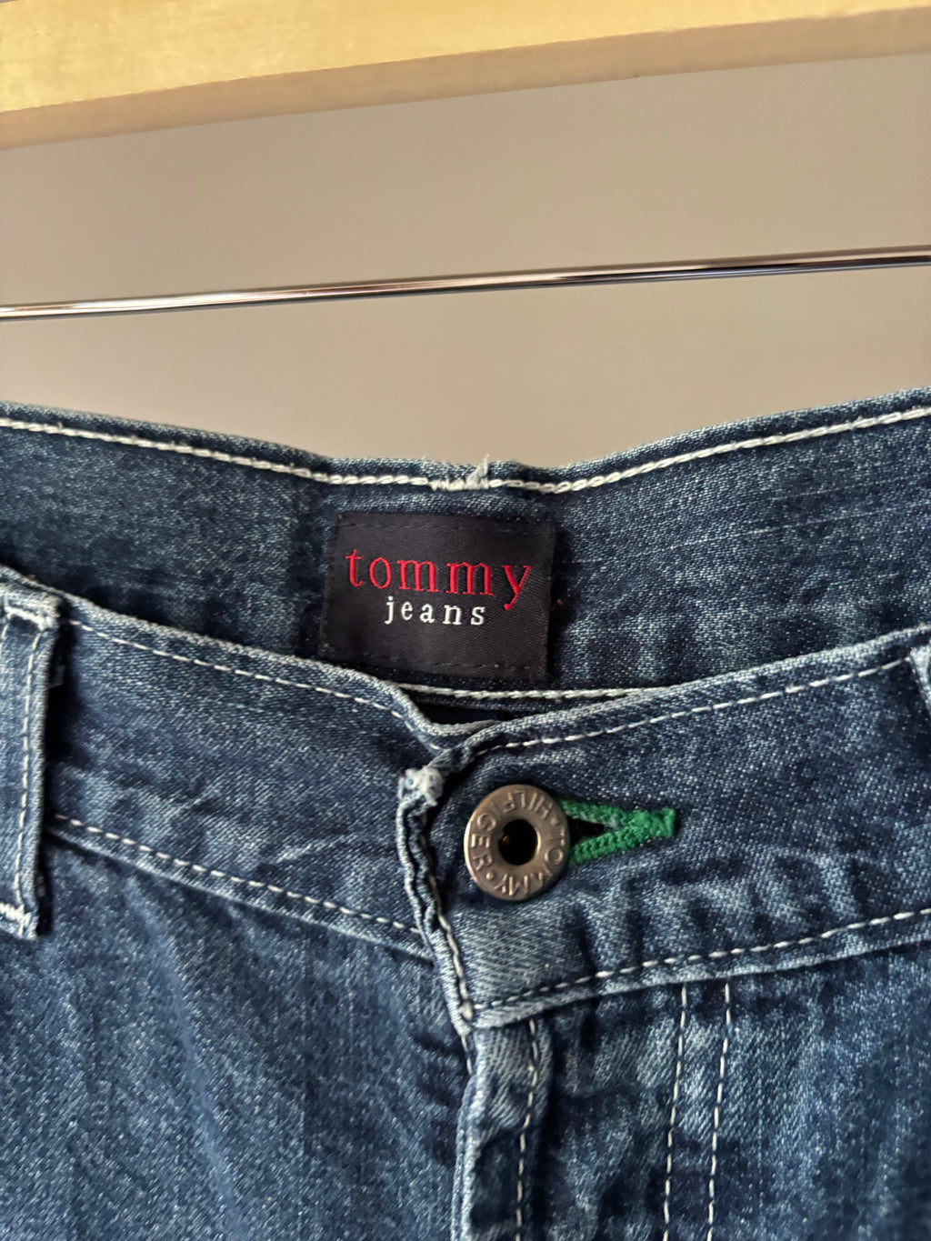 Y2K Tommy Jean Shorts | 32" waist