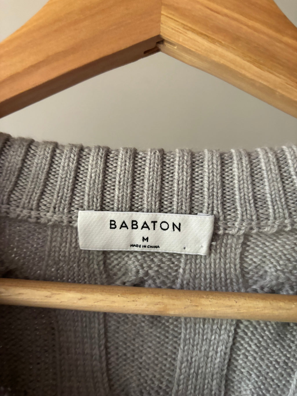Pure Merino Wool Cropped Babaton Sweater | Soft Grey Cable Knit