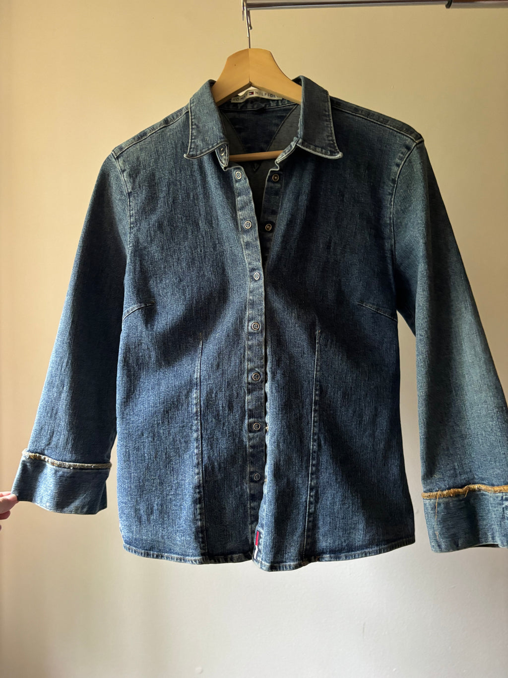 Y2K Tommy Jean Shirt with Flared Sleeves