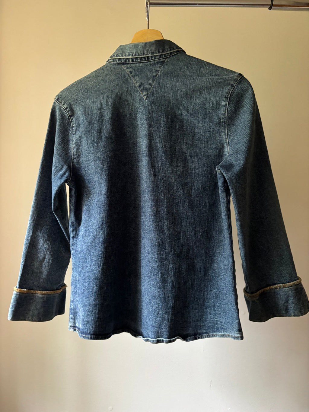 Y2K Tommy Jean Shirt with Flared Sleeves