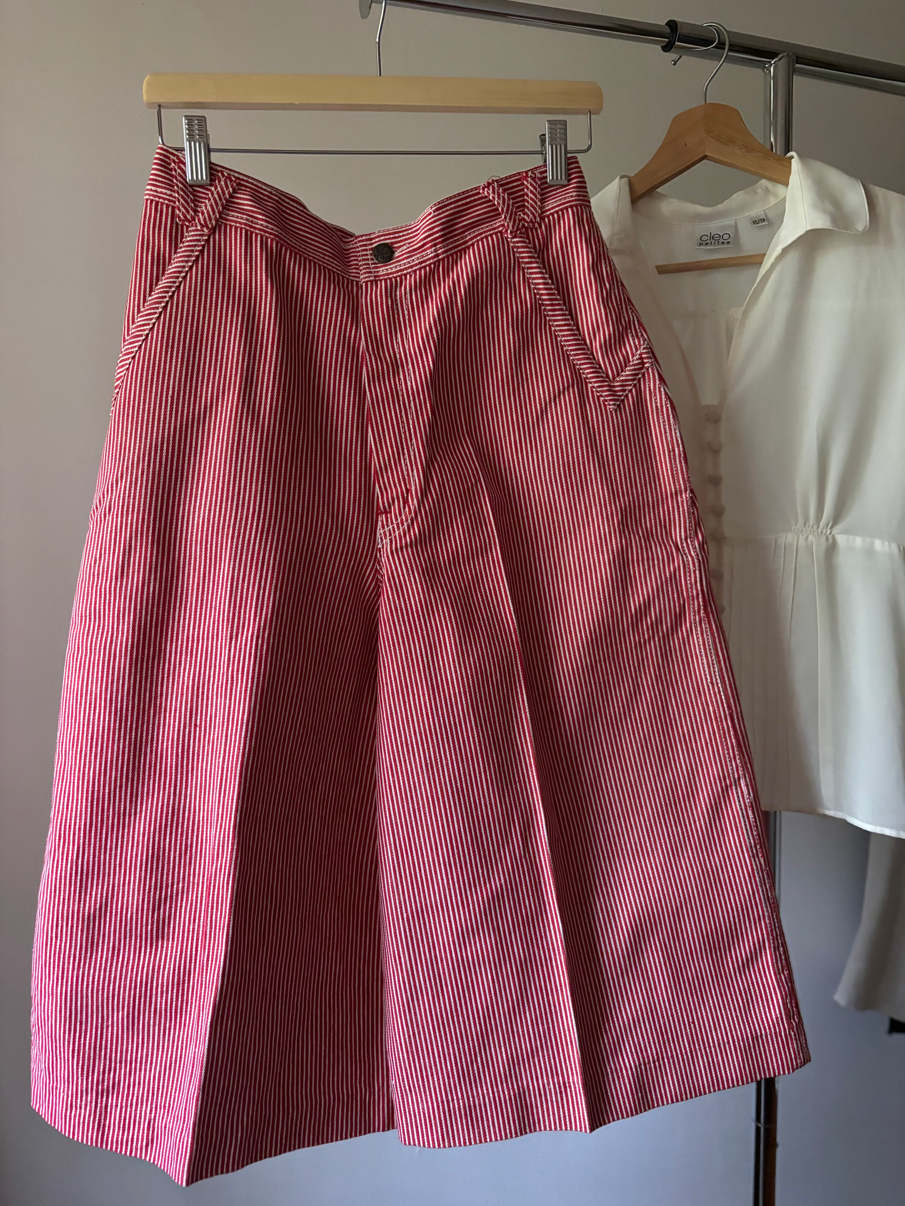 1980s Red Pinstriped Culotte Capris | 29" waist