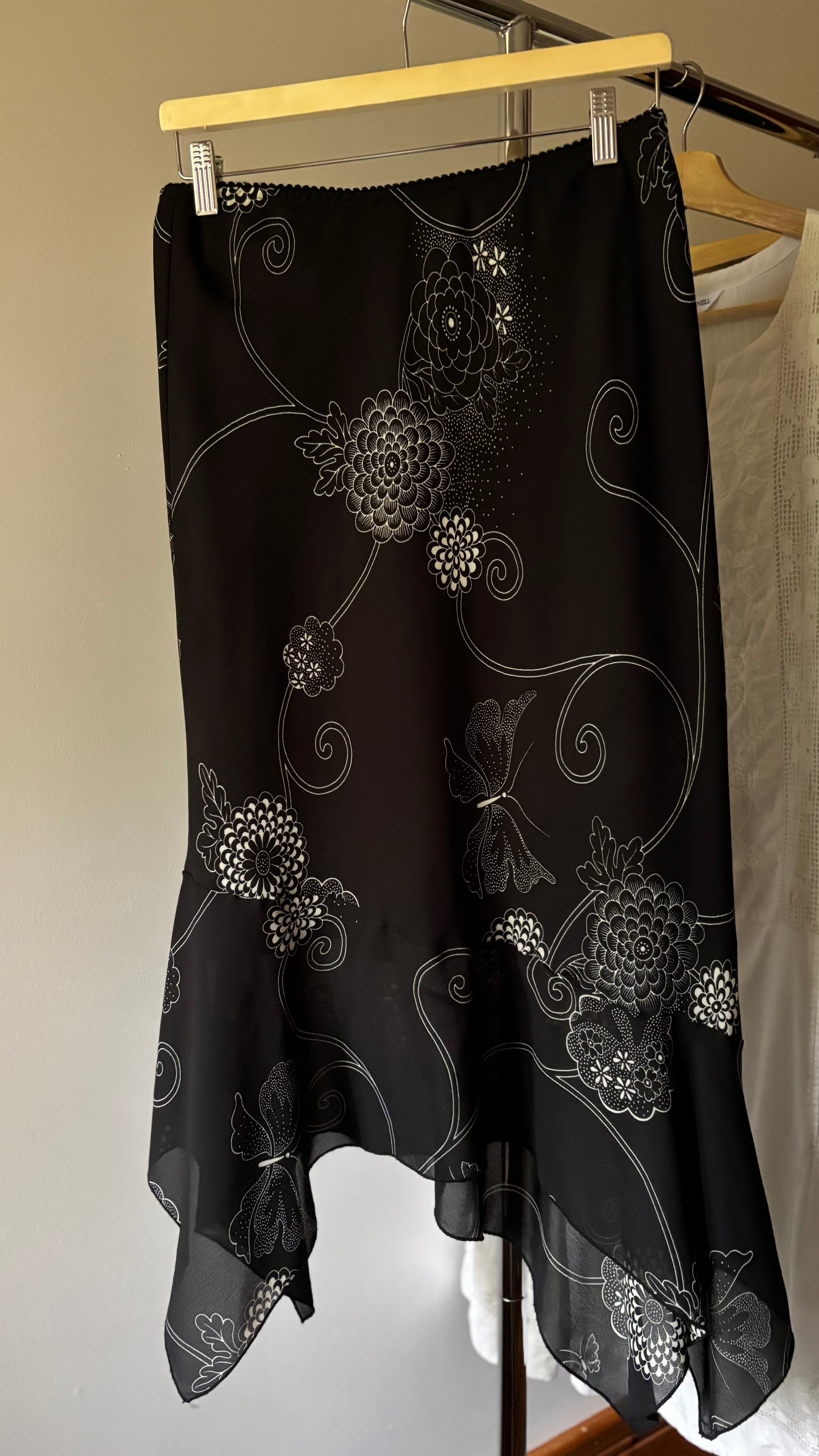 1990s Asymmetrical Floral Slip Skirt | 29-34"