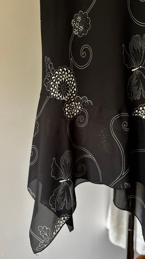 1990s Asymmetrical Floral Slip Skirt | 29-34"