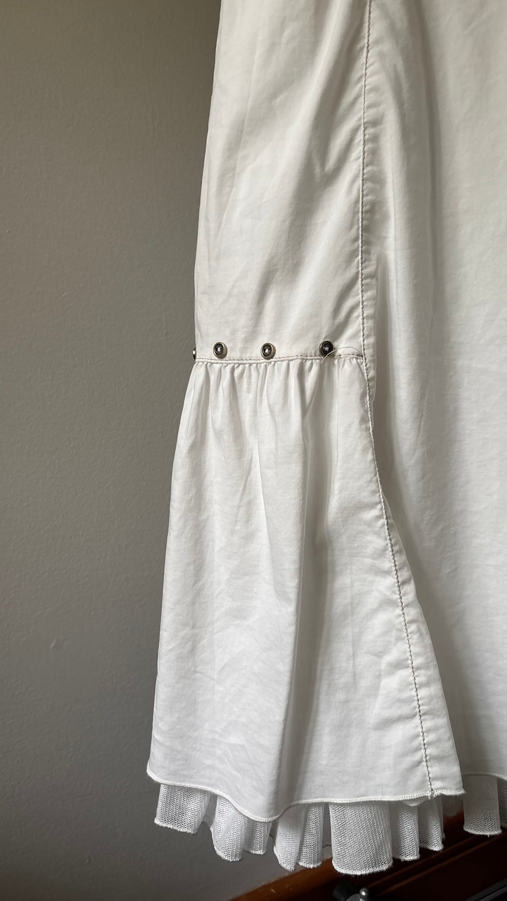 Y2K Sweetheart White Ruffled Midi Dress (has stretch)