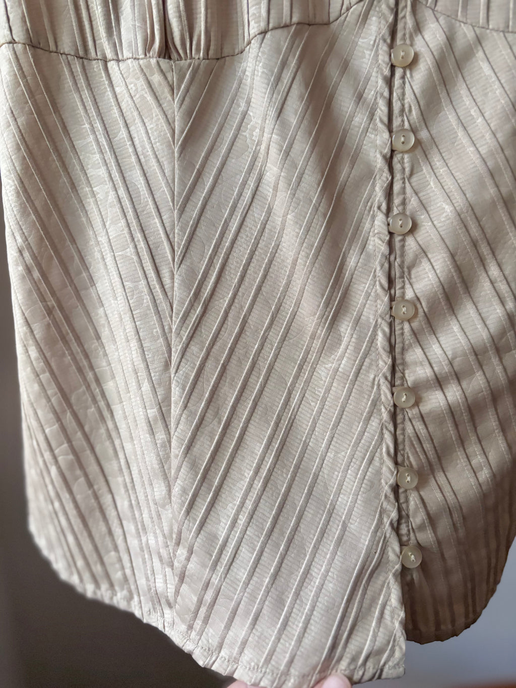 1990s Button-Front Ribbed Tank Top with Embossed Flowers