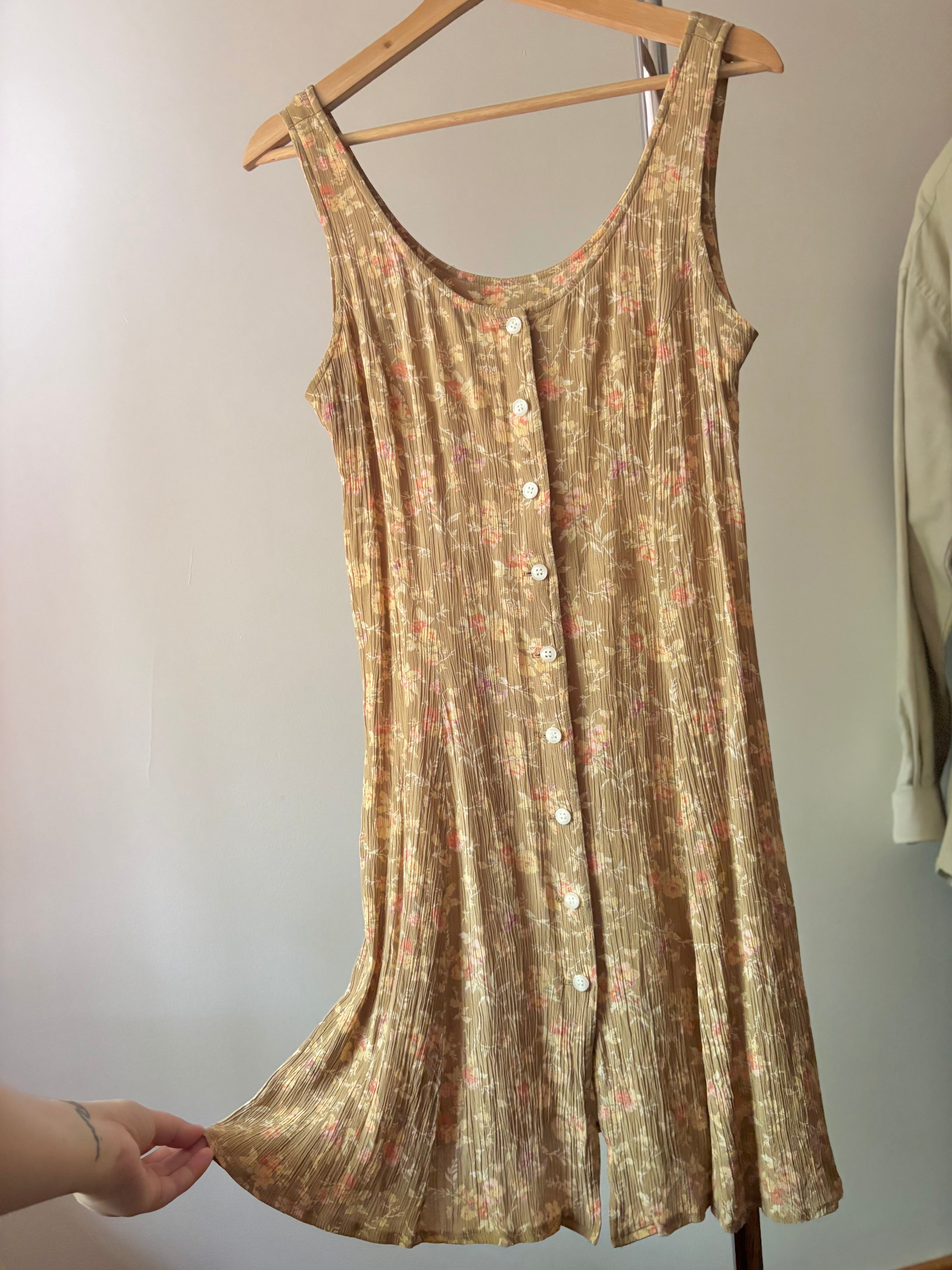 1990s Beige Tie-Back Dress with Peach Flowers