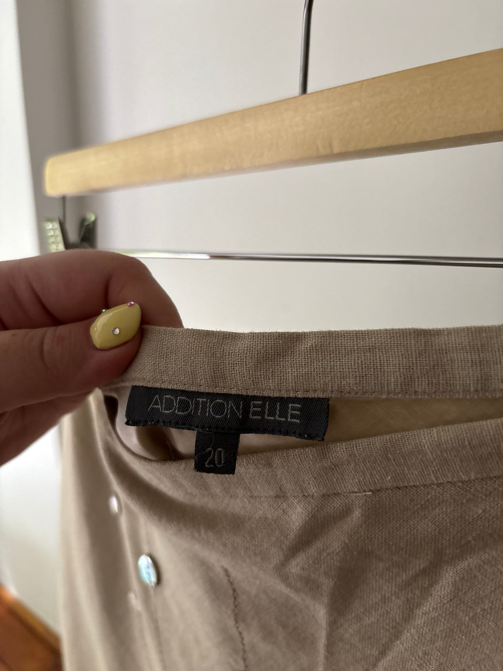 Y2K Linen Midi Skirt with Button Design | 40" waist