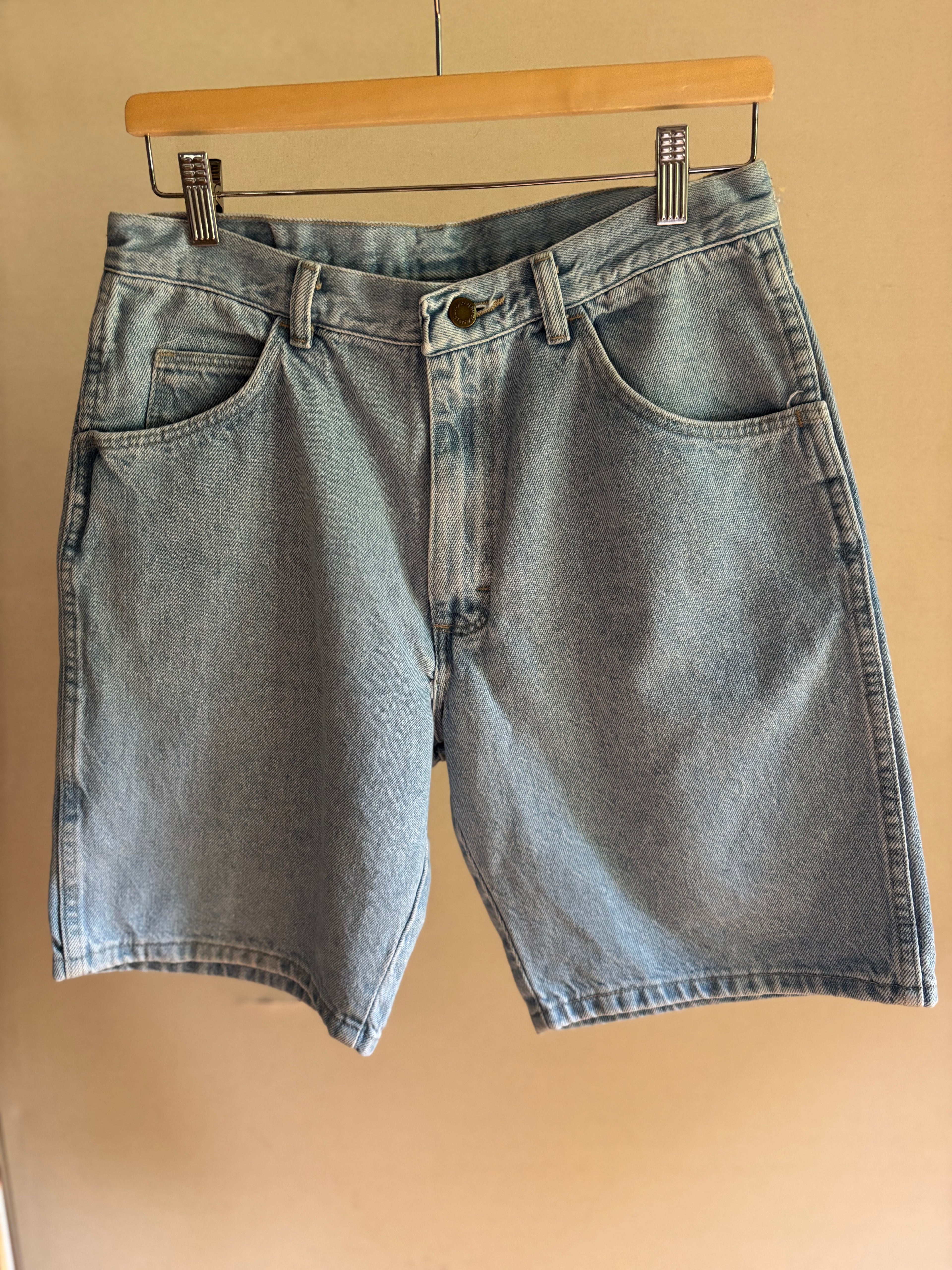 1990s Light Wash Wrangler Jorts | 29" waist