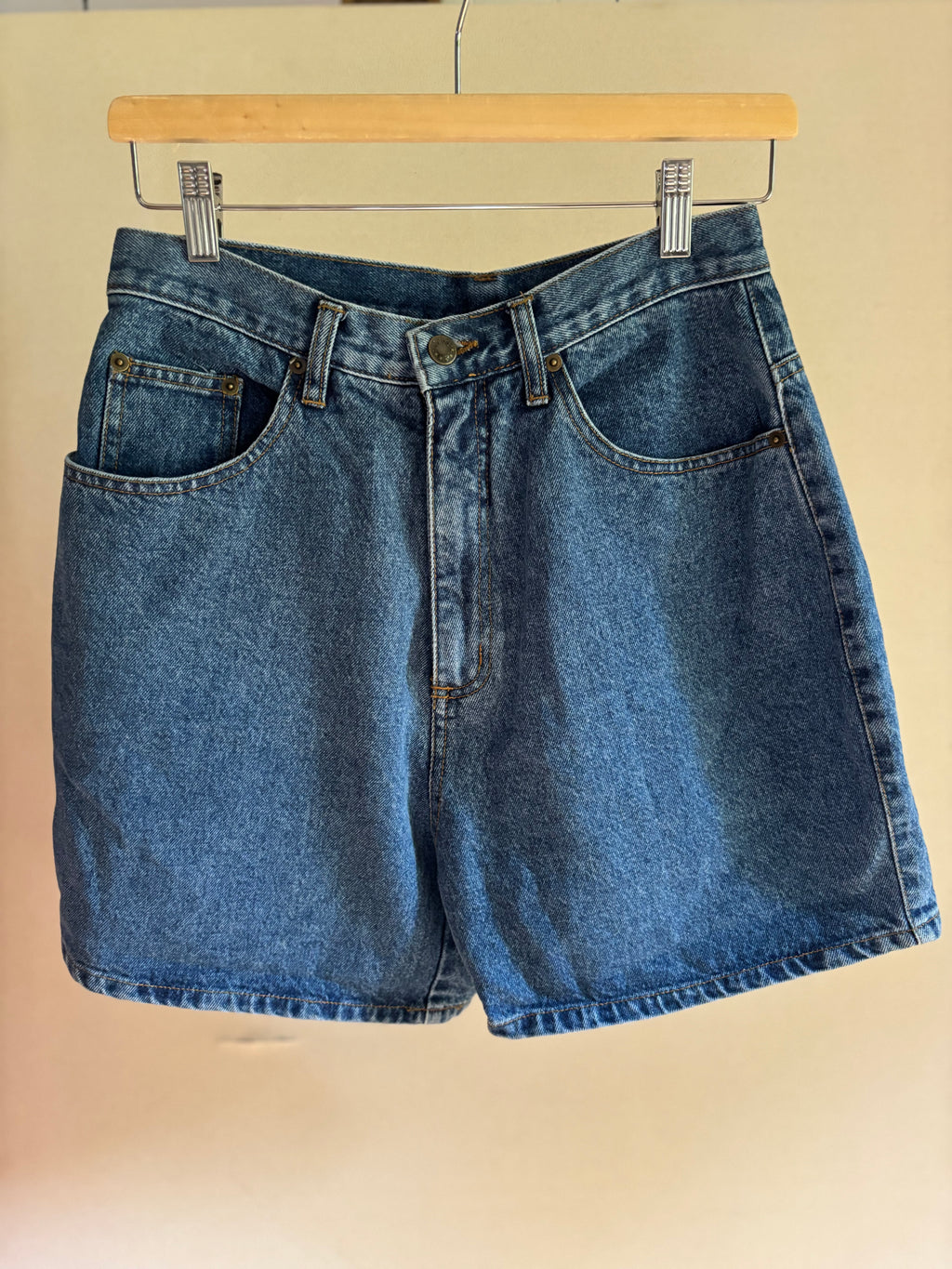 1990s Huntington Ridge Jean Shorts | size 28"