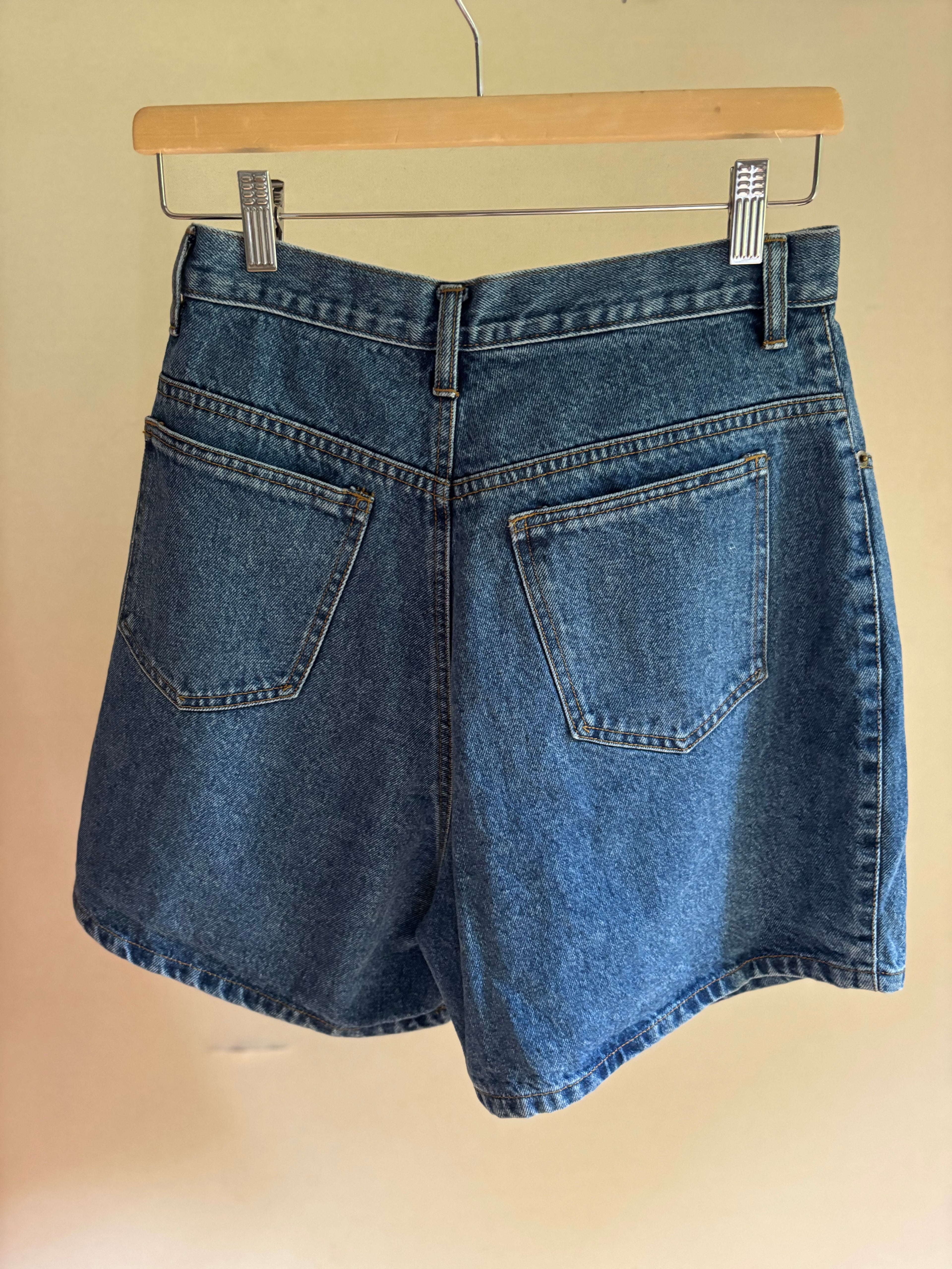 1990s Huntington Ridge Jean Shorts | size 28"