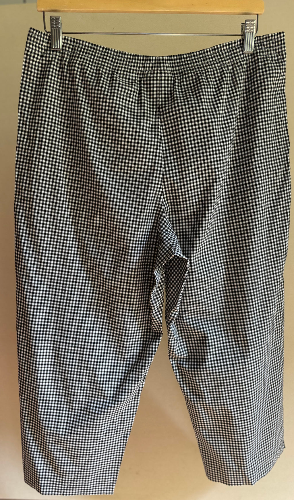 Y2K Gingham Capris with Embroidery | 34-36"
