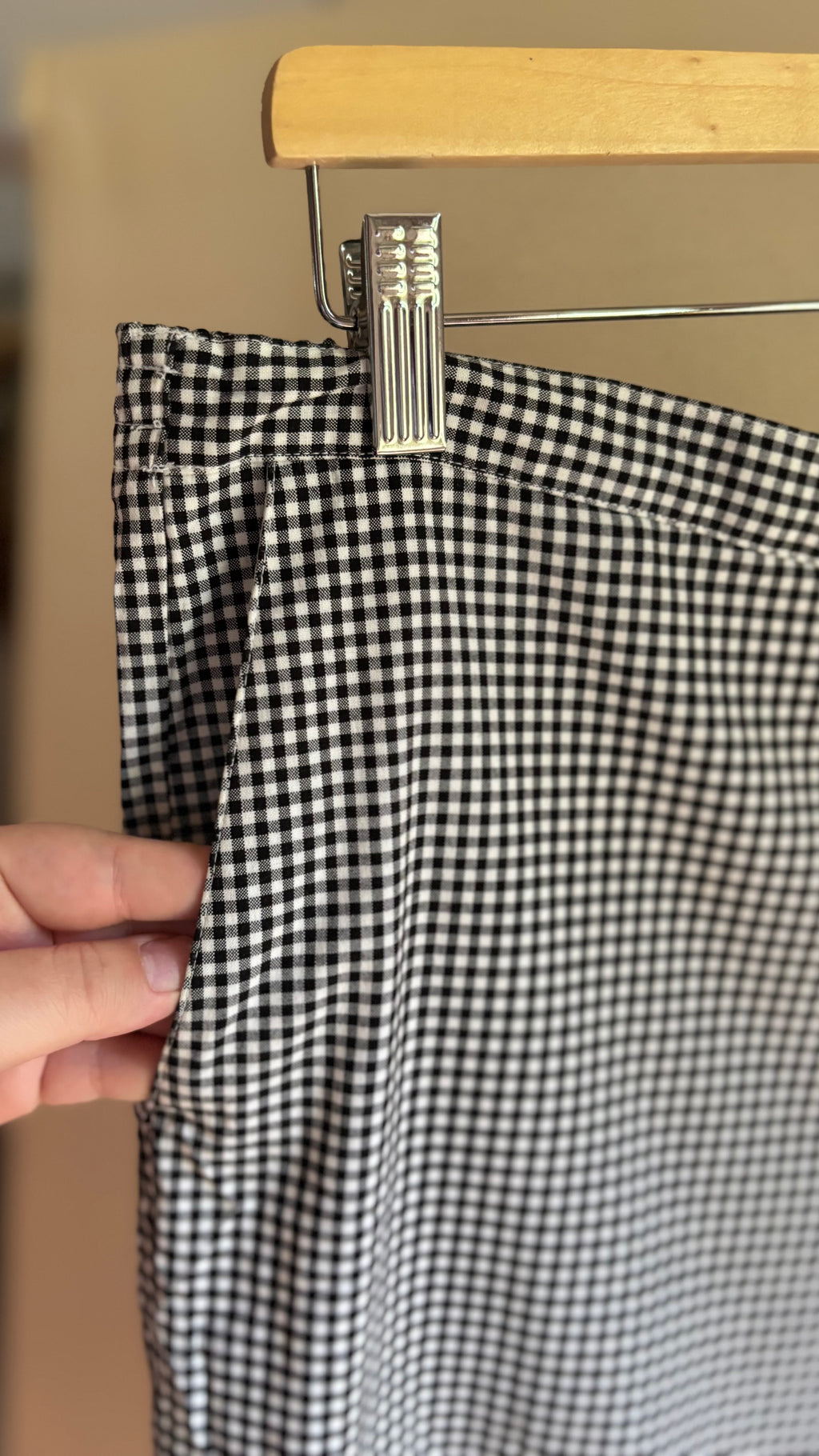 Y2K Gingham Capris with Embroidery | 34-36"