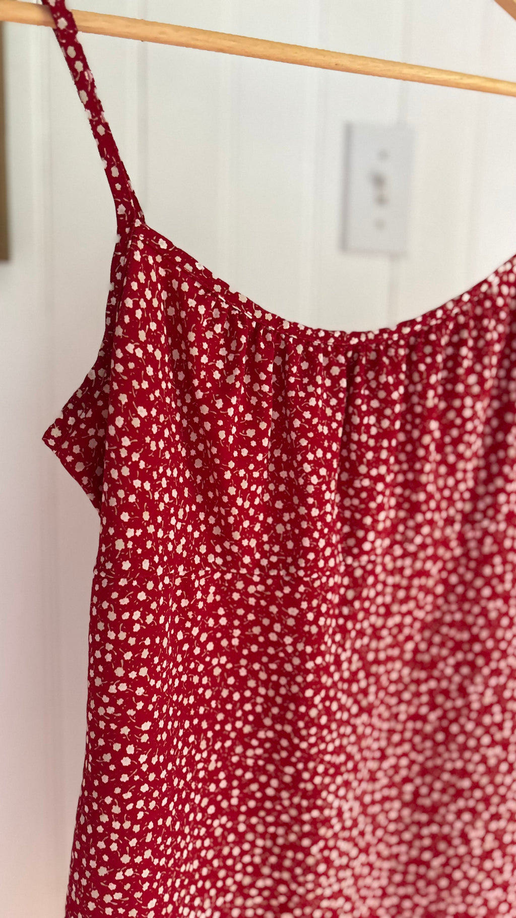 1990s Red Floral dress with Ruffle Trim