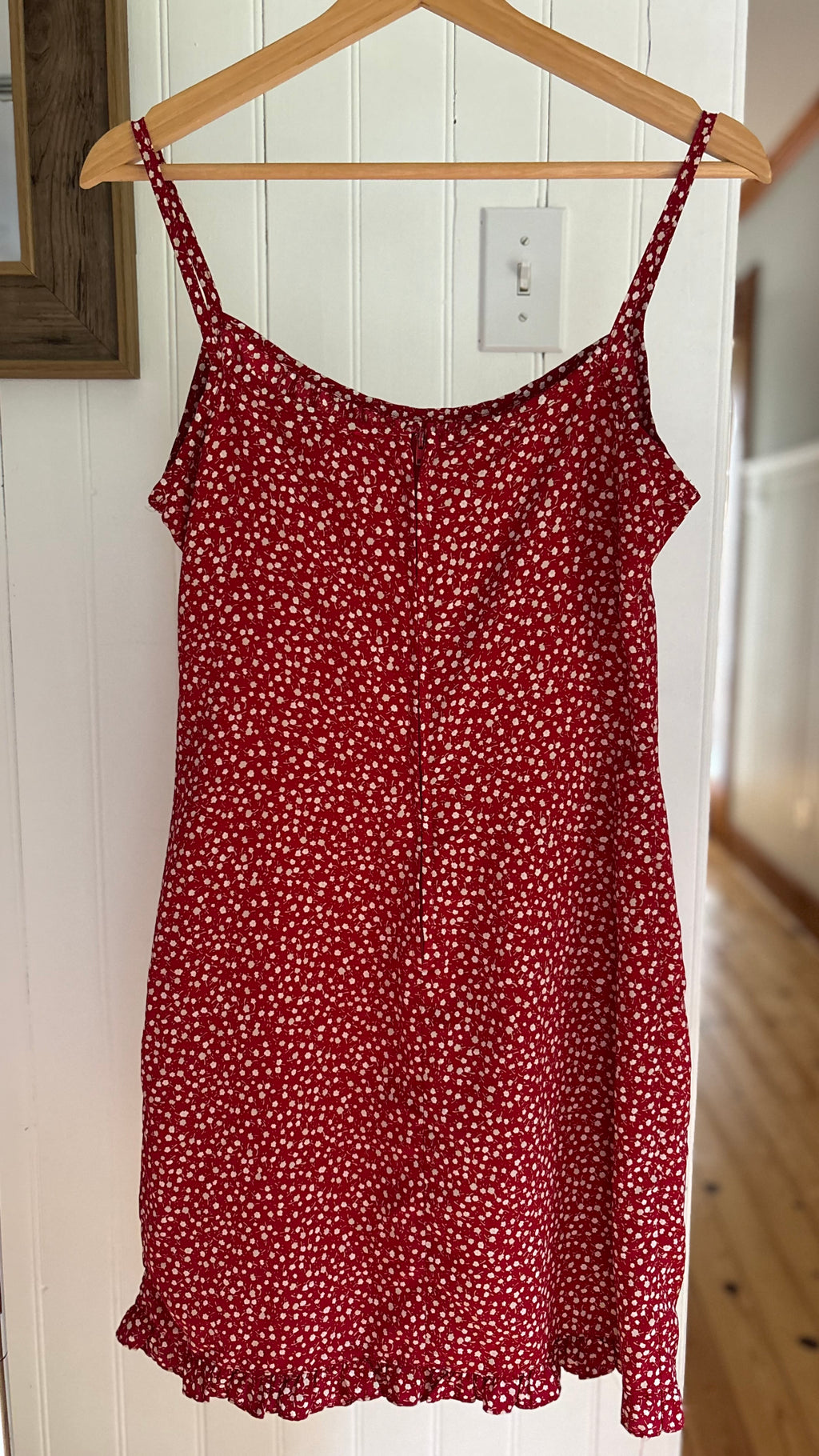 1990s Red Floral dress with Ruffle Trim