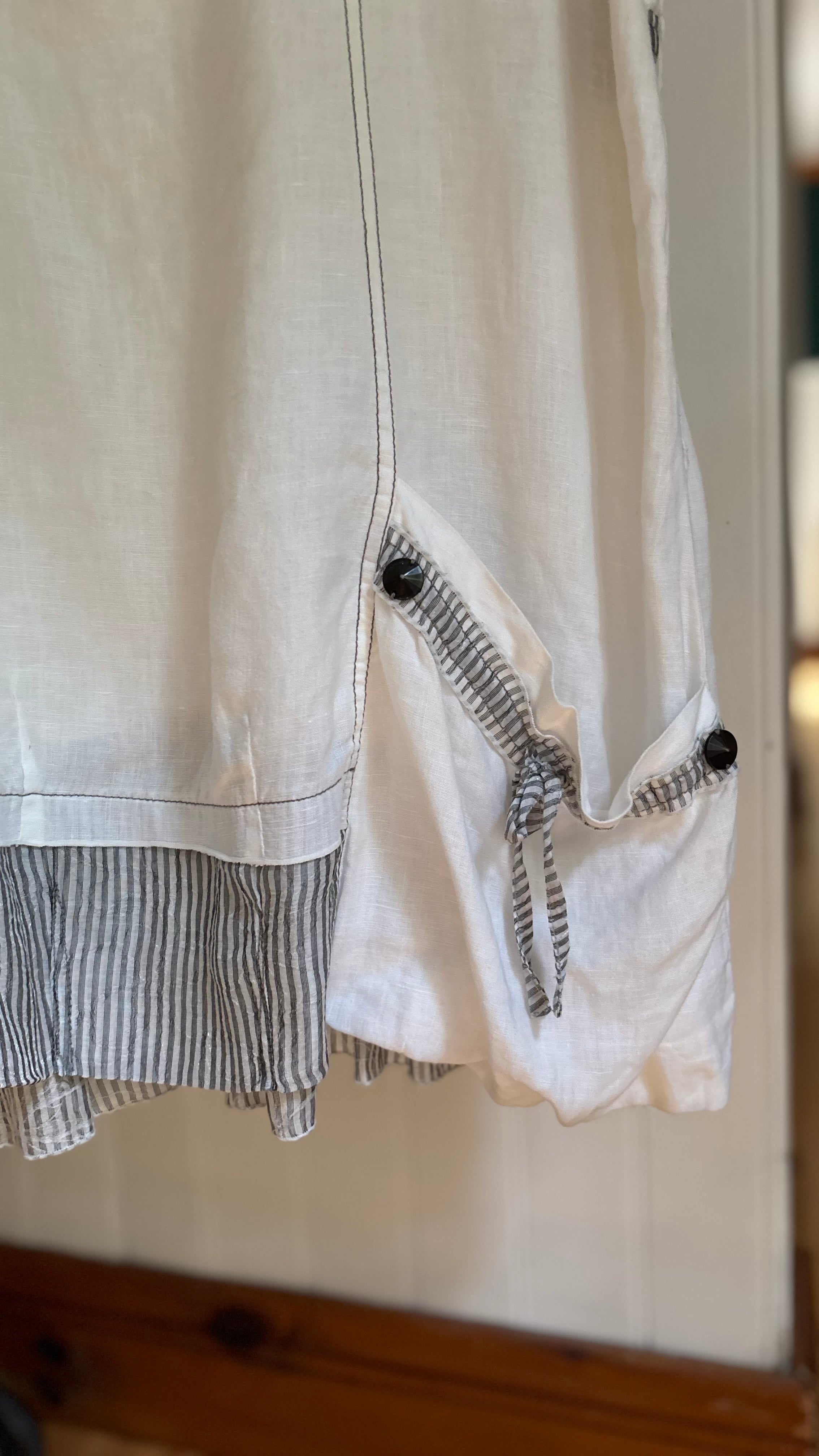 Y2K Linen Dress with Pockets and Ties