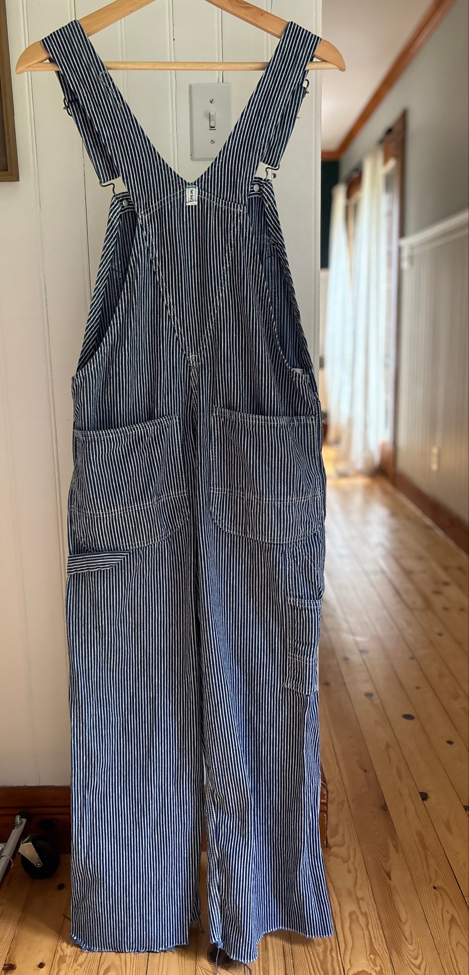 Vintage Pinstriped Key Overalls | size 29"