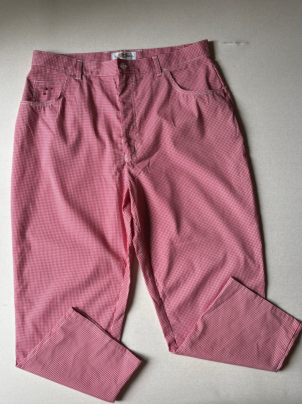 1990s Red Gingham Light Summer Capris | 34" waist