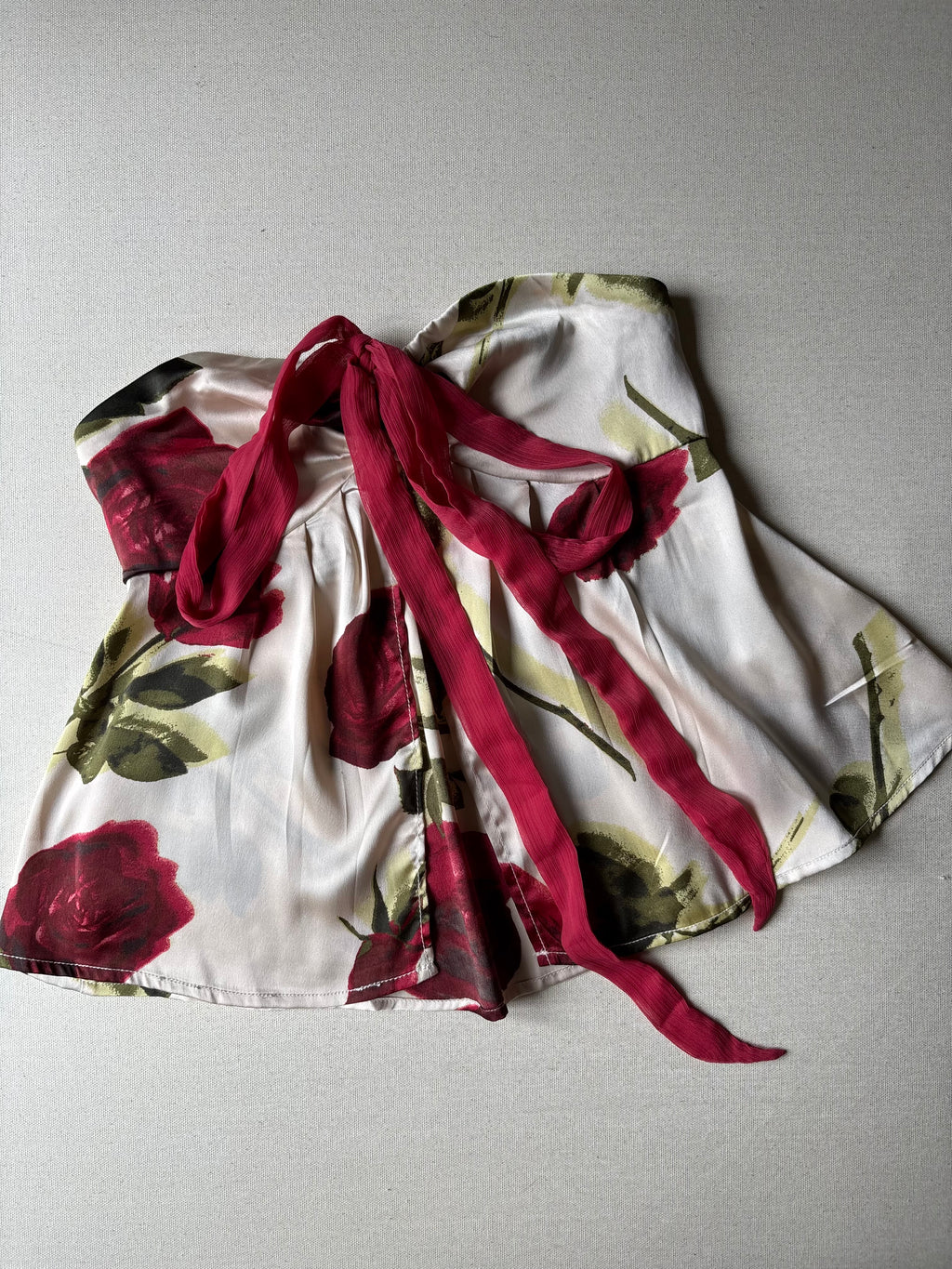 Y2K Open Strapless Top with Bow