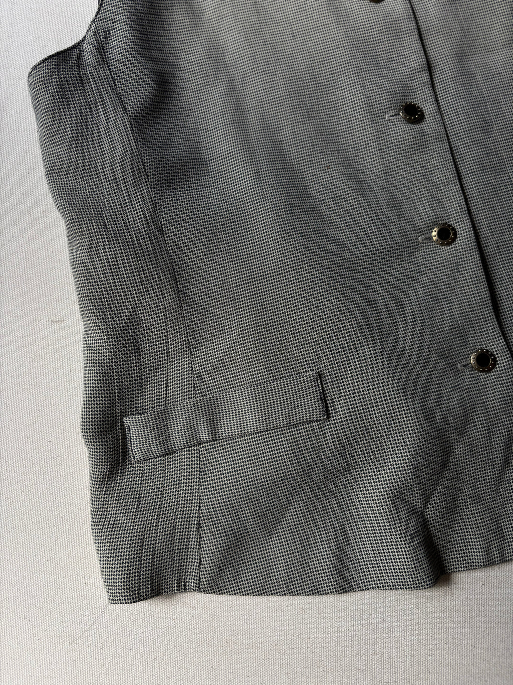 1990s Lightweight Vest | Vintage Sleeveless Top