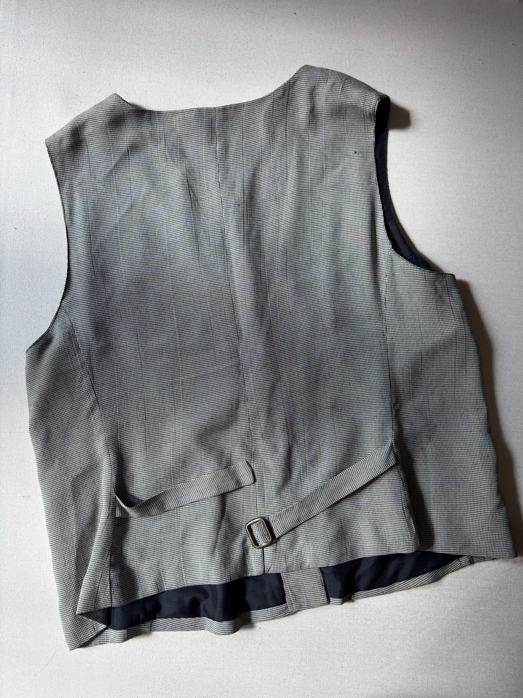 1990s Lightweight Vest | Vintage Sleeveless Top