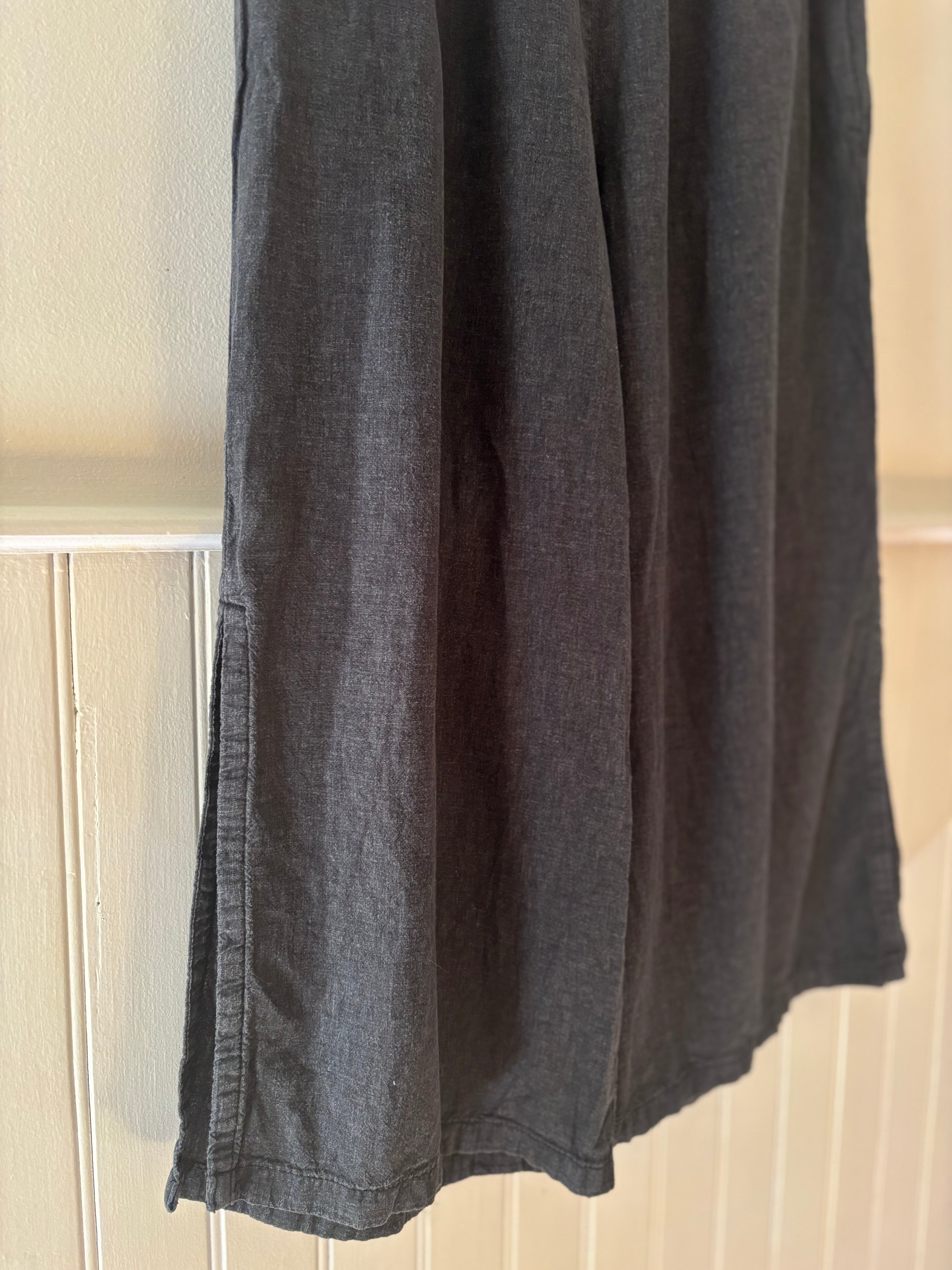 Y2K Patagonia Flowy Hemp Capris with Slits | size 32-36"