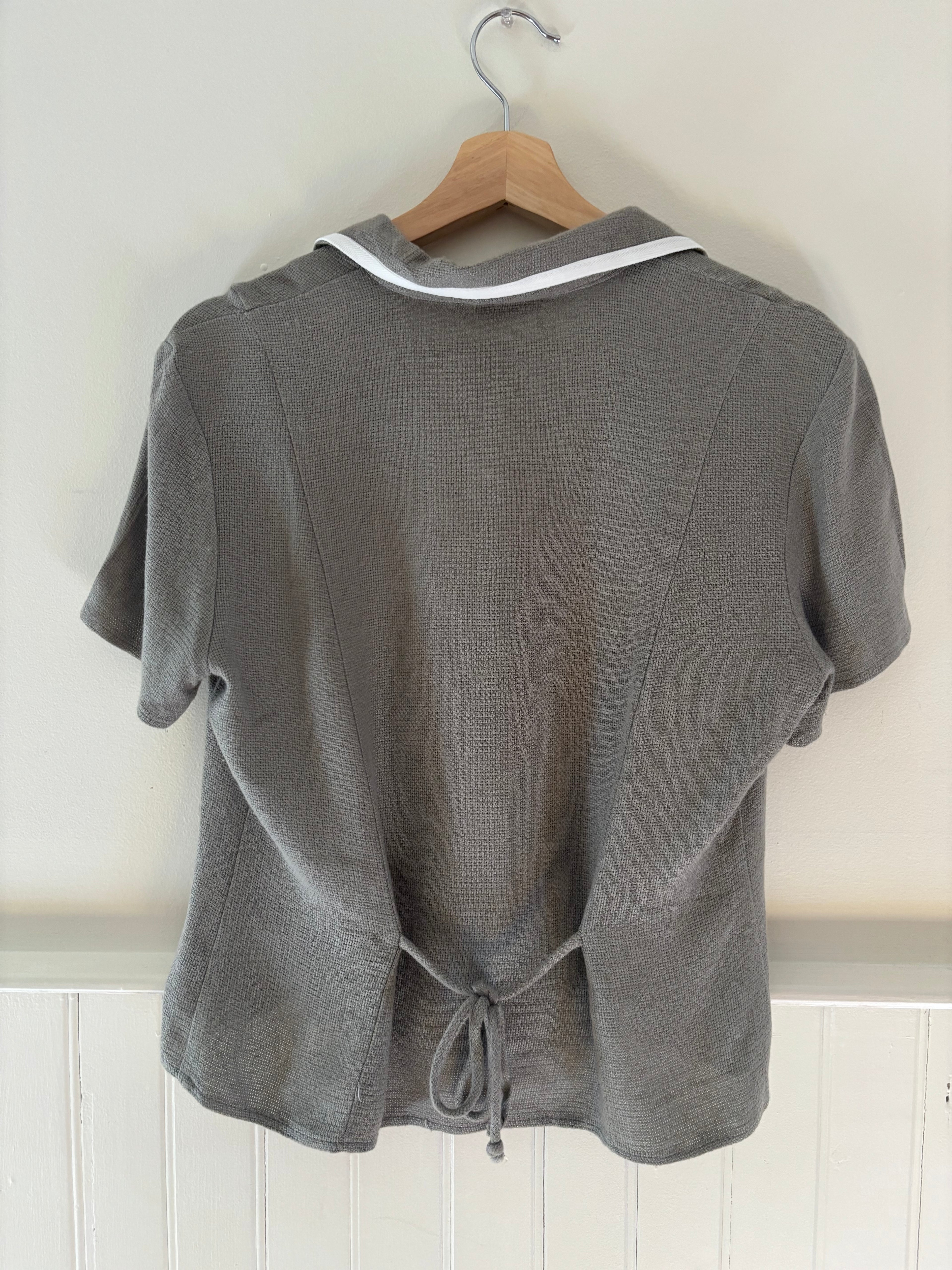 1990s Soft Tie-Back Knit Blouse with Bow | Vintage Collared Top