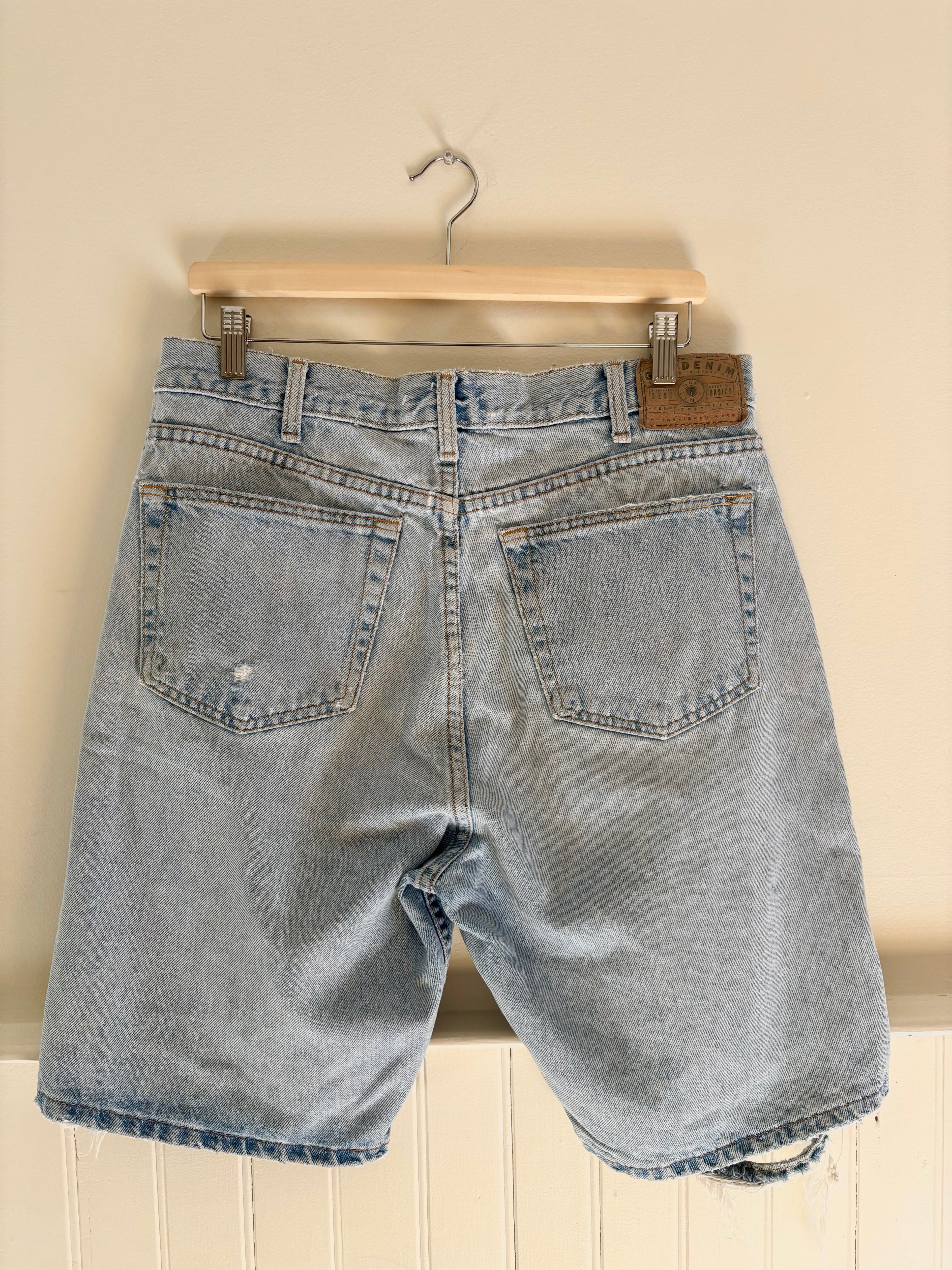 1990s Light Wash Distressed Jorts | size 33"