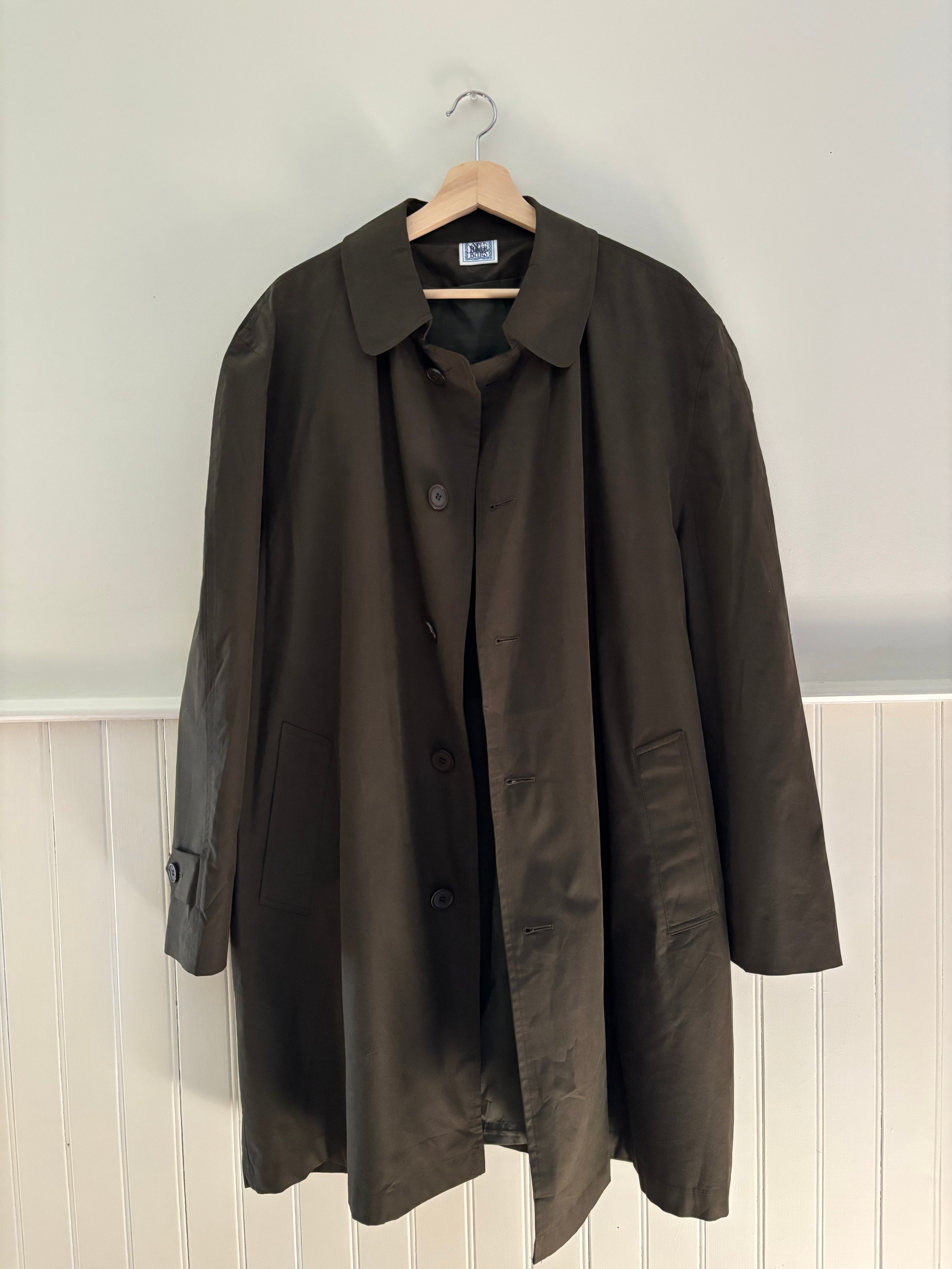 1990s Dark Olive Green Women's Trench Coat