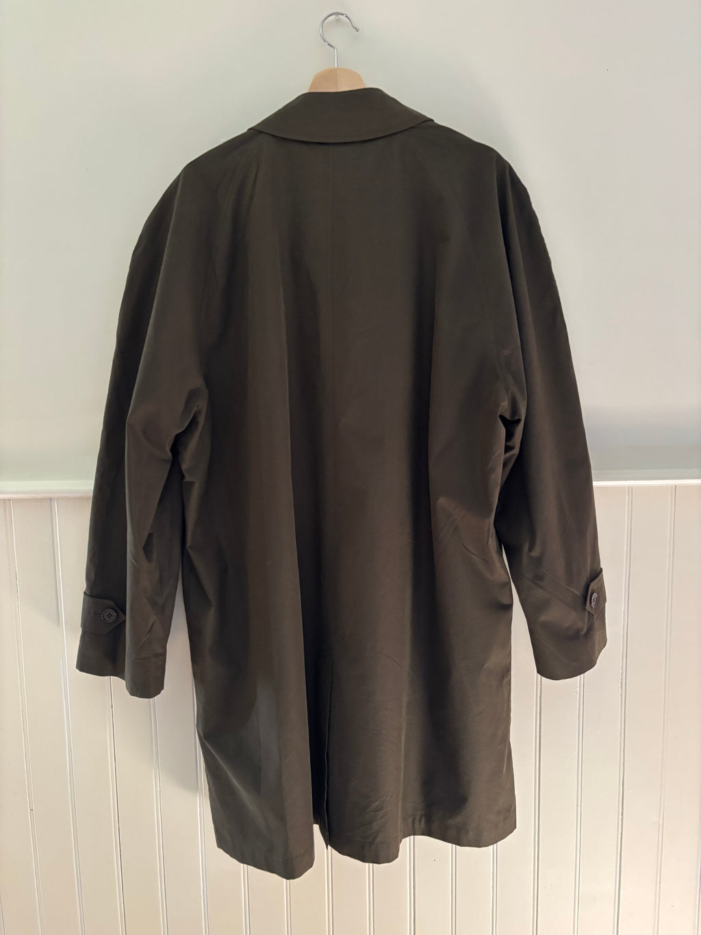 1990s Dark Olive Green Women's Trench Coat