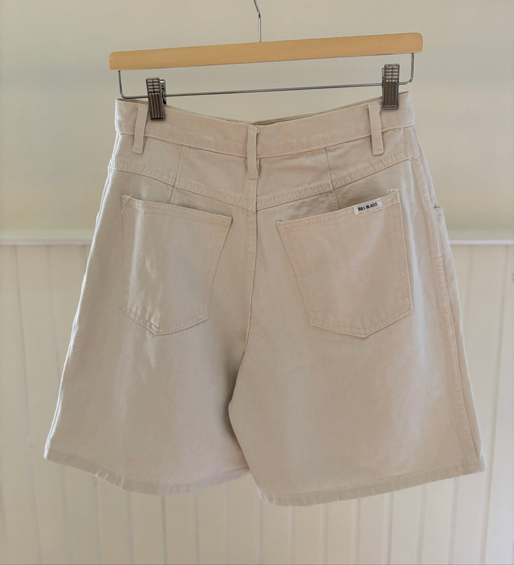 1990s High Rise White Jean Shorts | size 26"