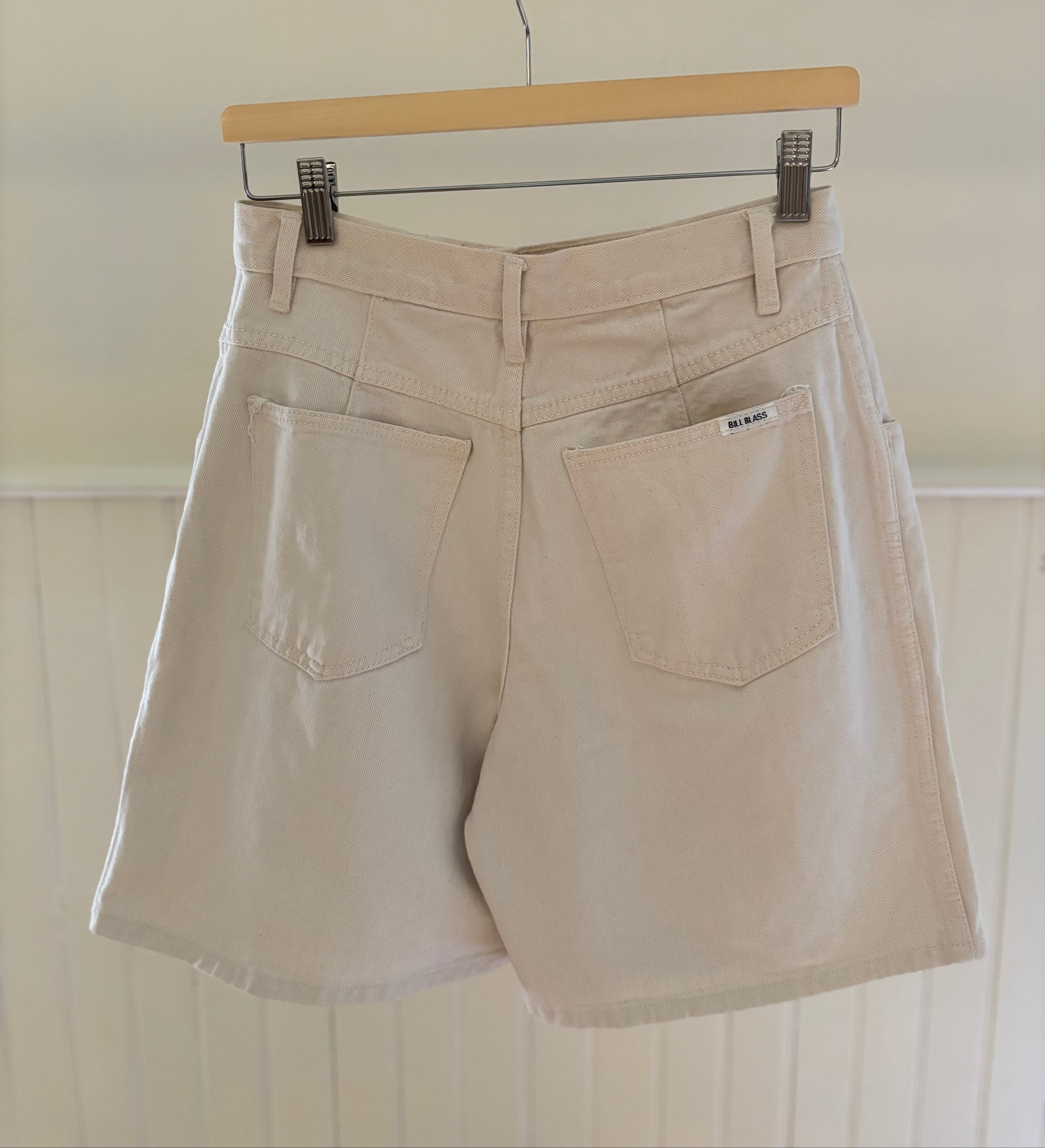 1990s High Rise White Jean Shorts | size 26"