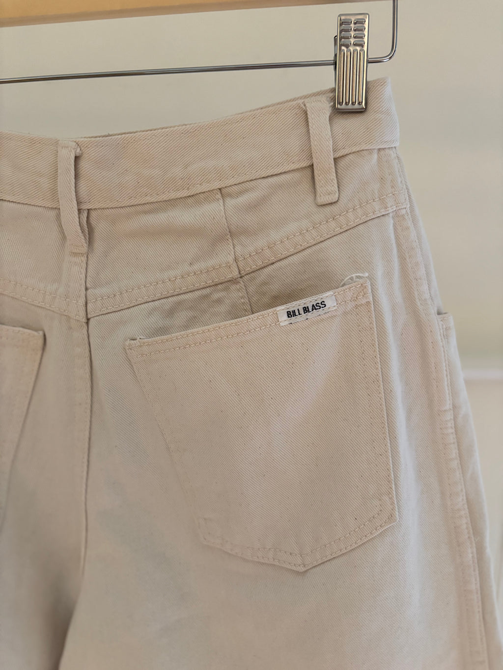 1990s High Rise White Jean Shorts | size 26"