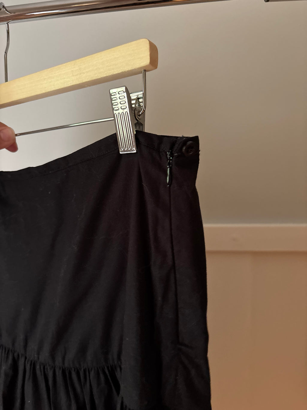 Y2K Black Ruffled Cotton Skirt with Studs | size 31"