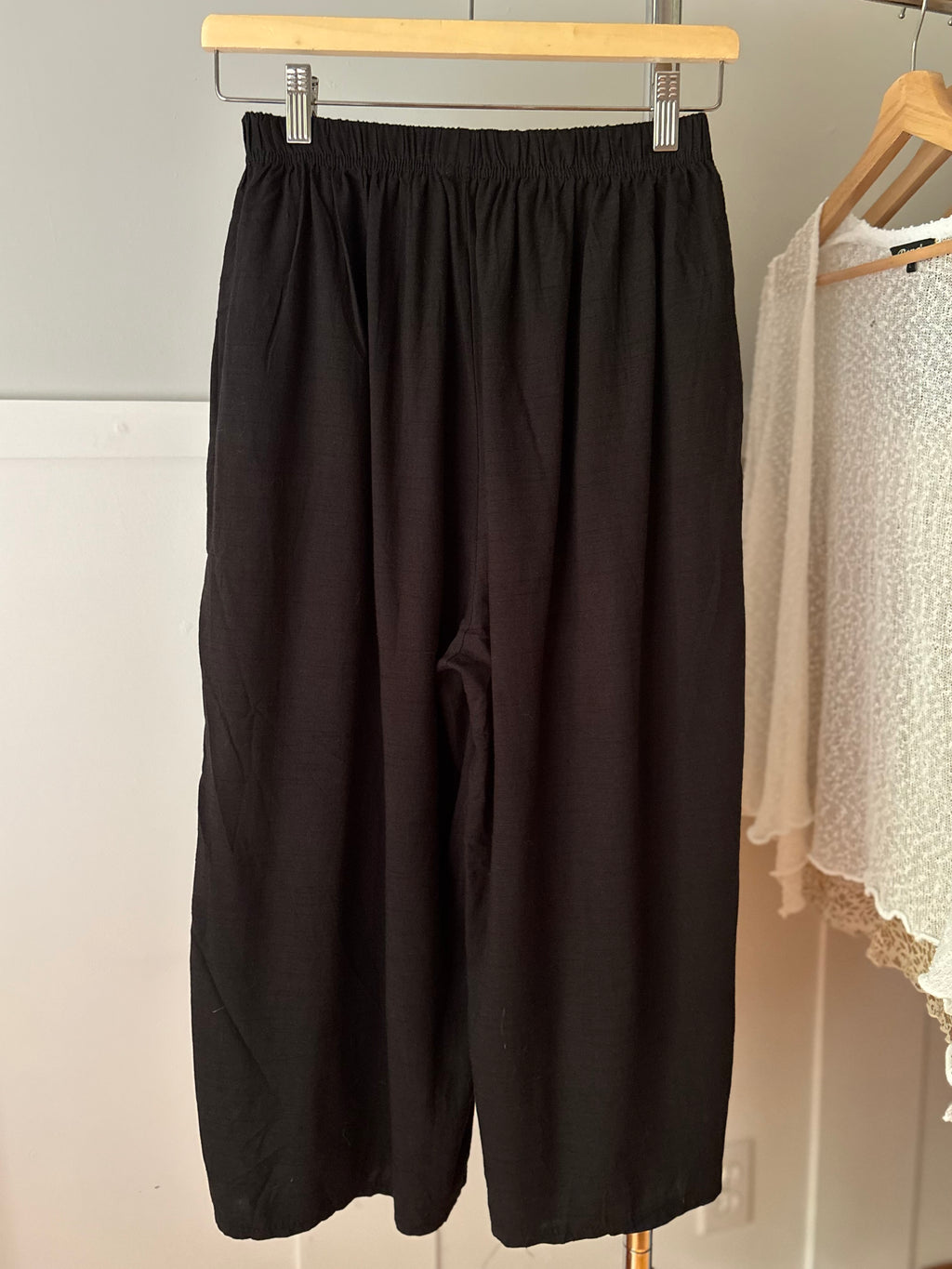Soft Cotton Wide Leg Black Culottes | 24-32" waist