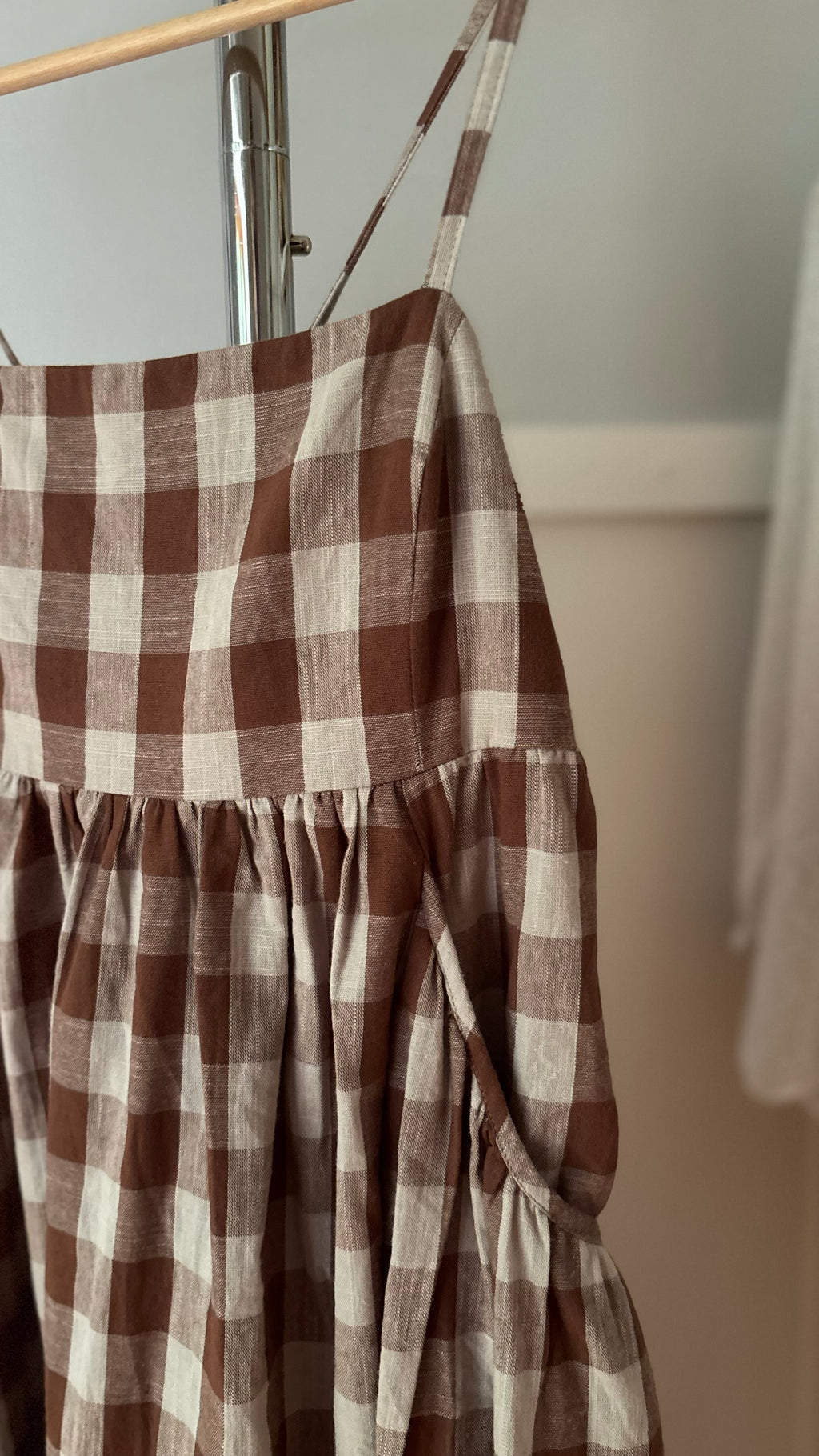 Brown Plaid Tie-Back Linen and Cotton Dress