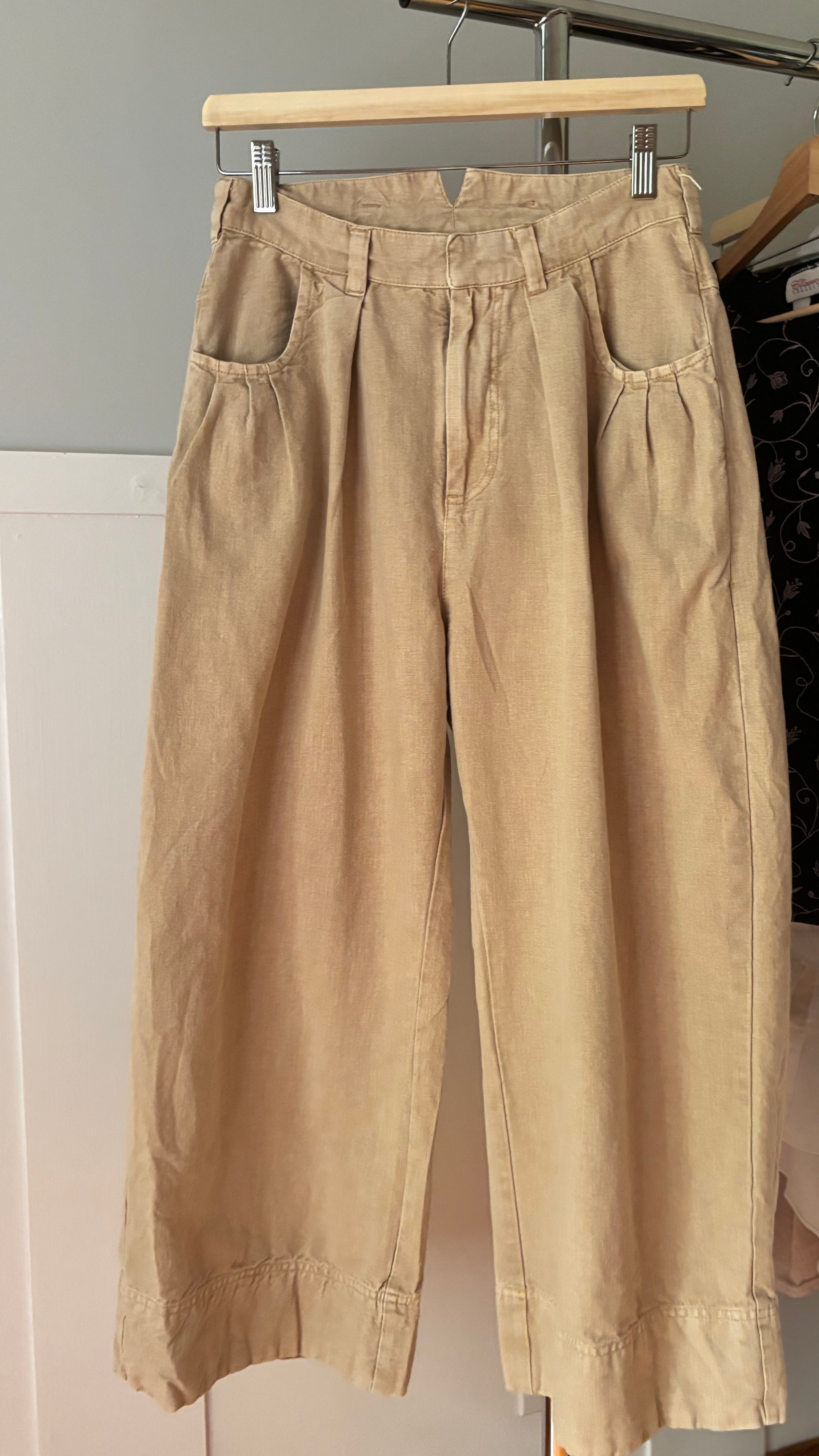 Free People Cotton & Linen High Rise Capris | size 27"