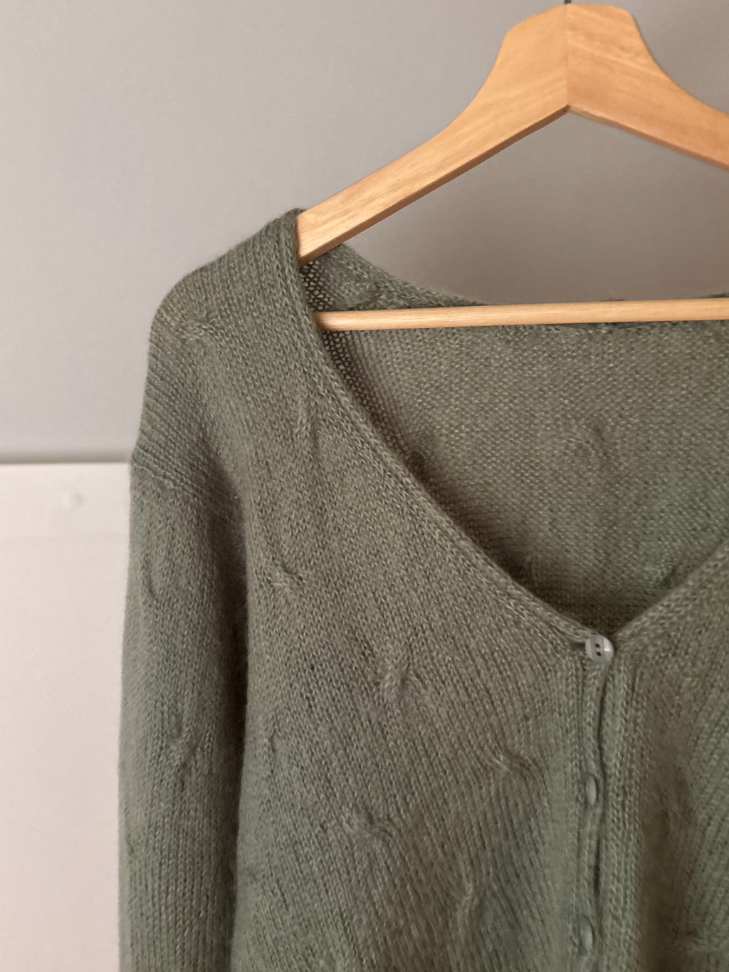 Vintage Handknit Soft Green Lambswool Cardigan