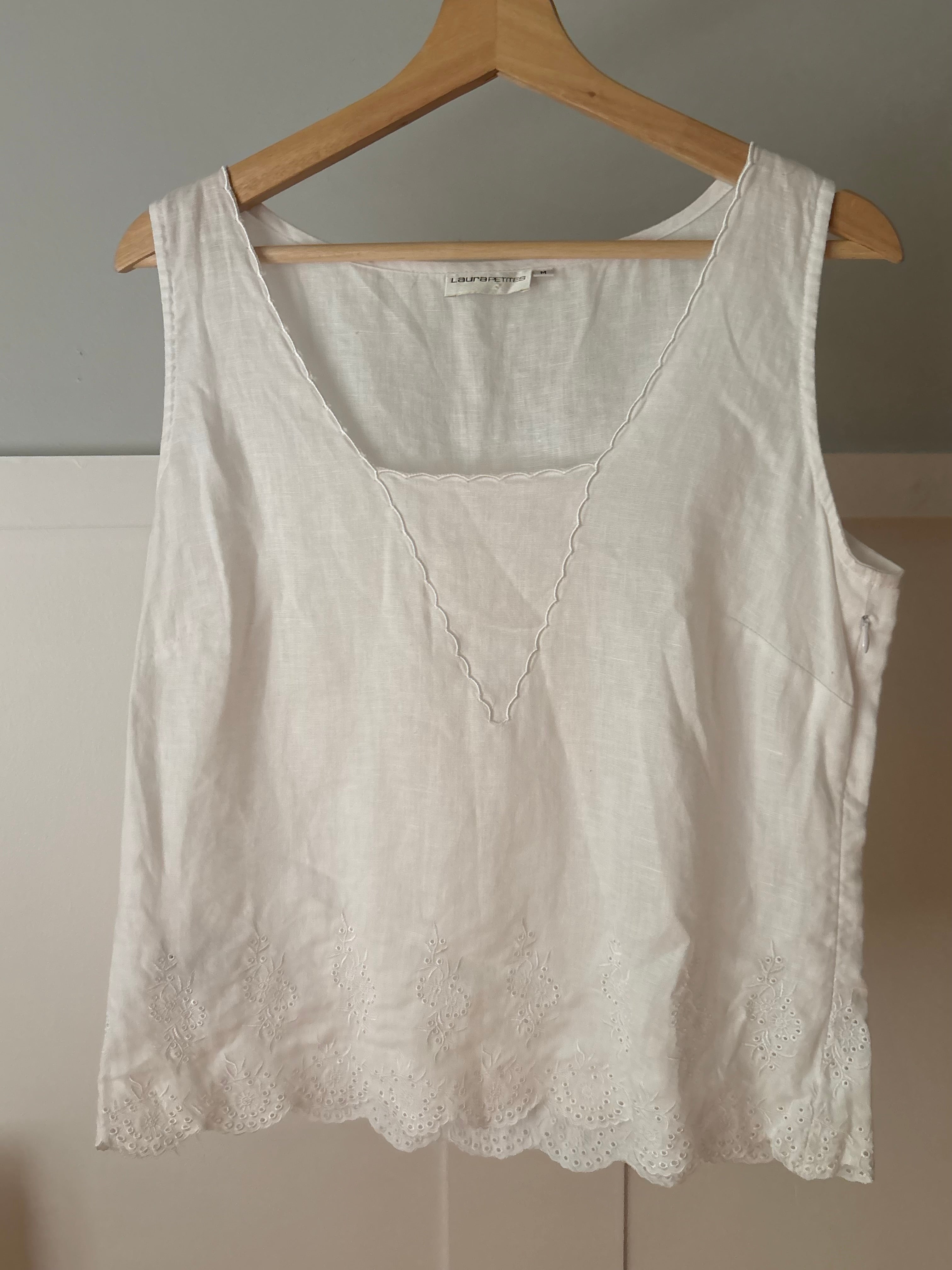 Y2K White Linen Top with Embroidery