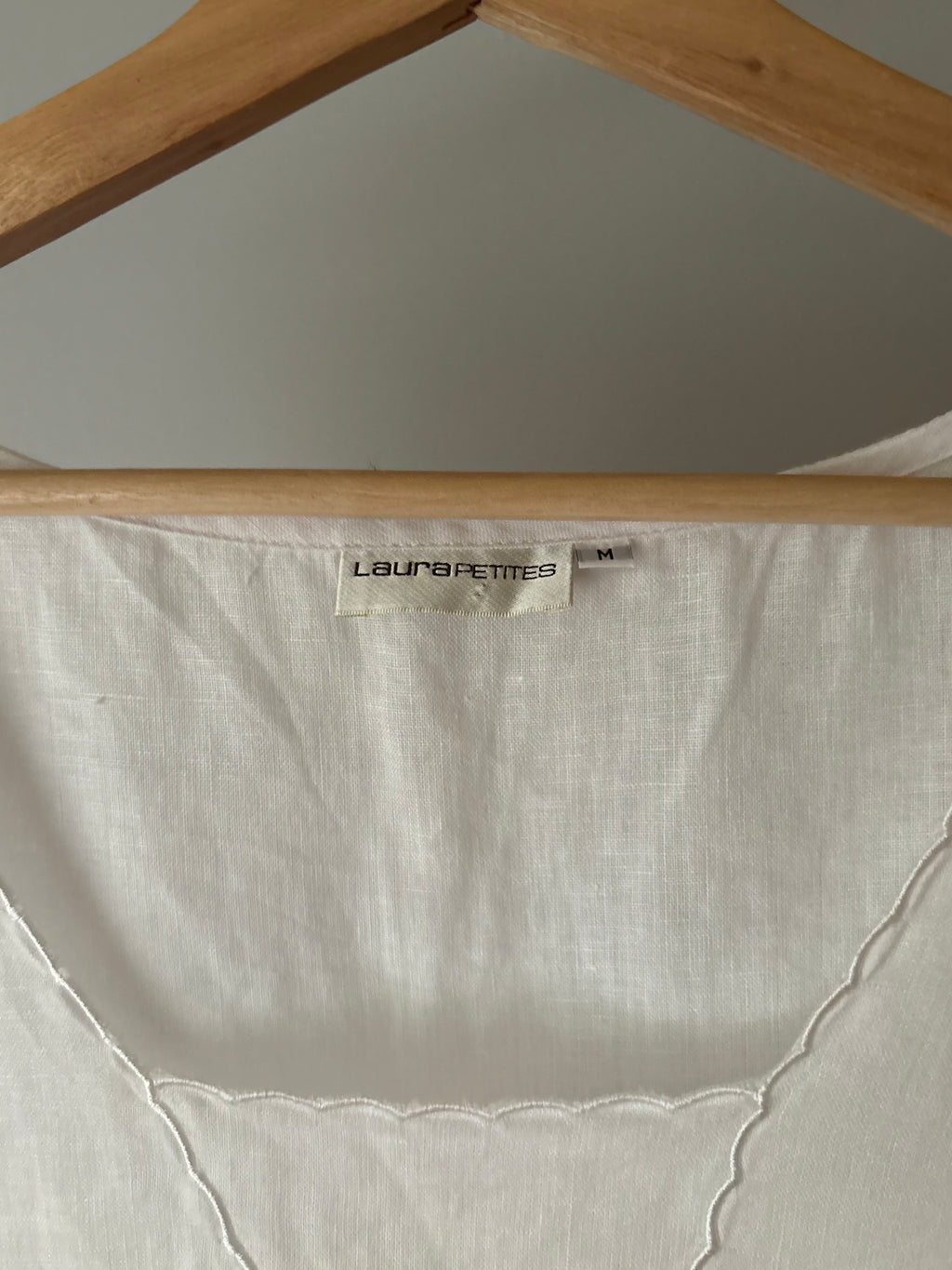 Y2K White Linen Top with Embroidery